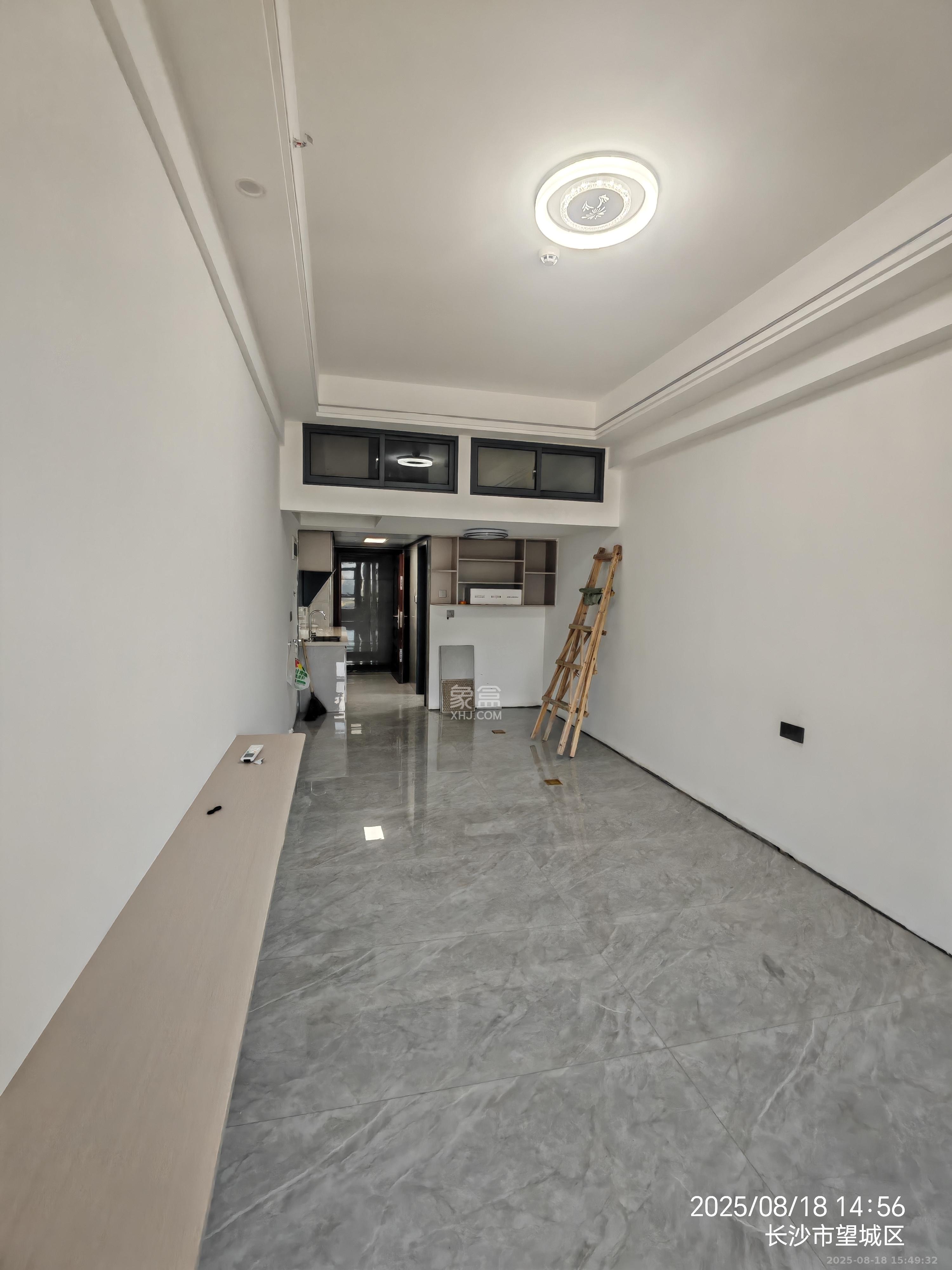 正荣财富中心 1室1厅1卫 1300.0元/月 正荣财富中心 1室1厅1卫 1300.0元/月室内图