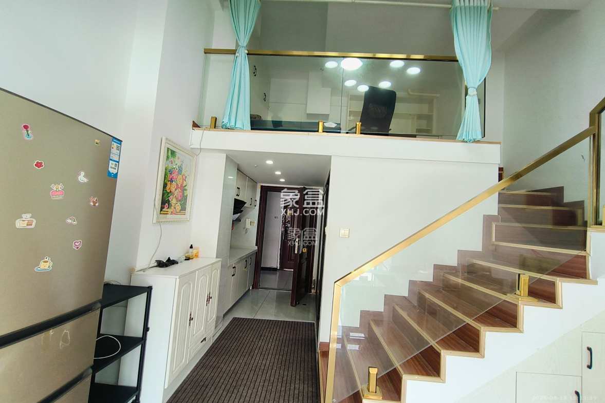 东方美地 2室1厅1卫 1700.0元/月 东方美地 2室1厅1卫 1700.0元/月室内图