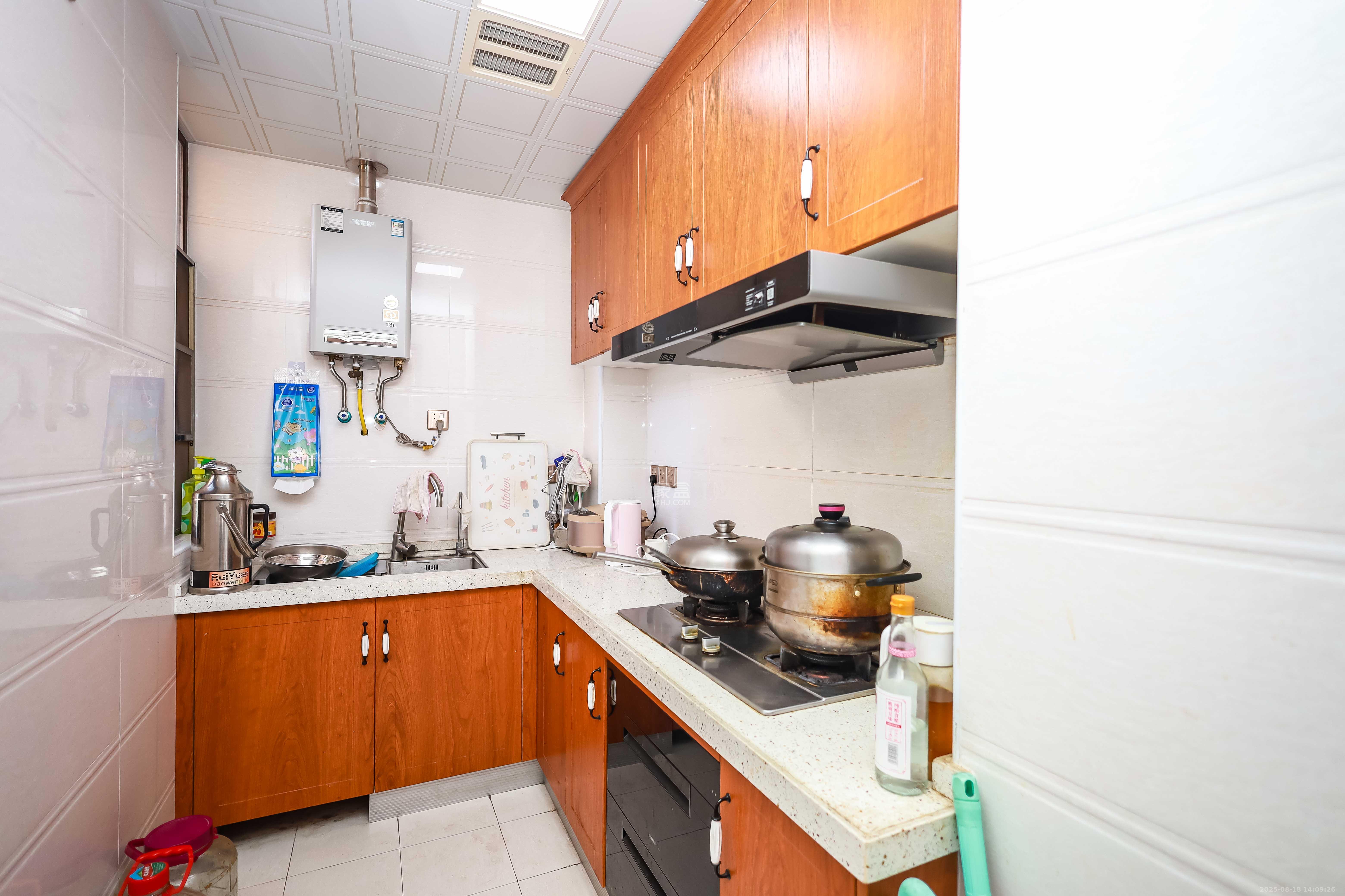 盛景谷山里  2室1厅1卫    85.0万 盛景谷山里  2室1厅1卫    85.0万厨房