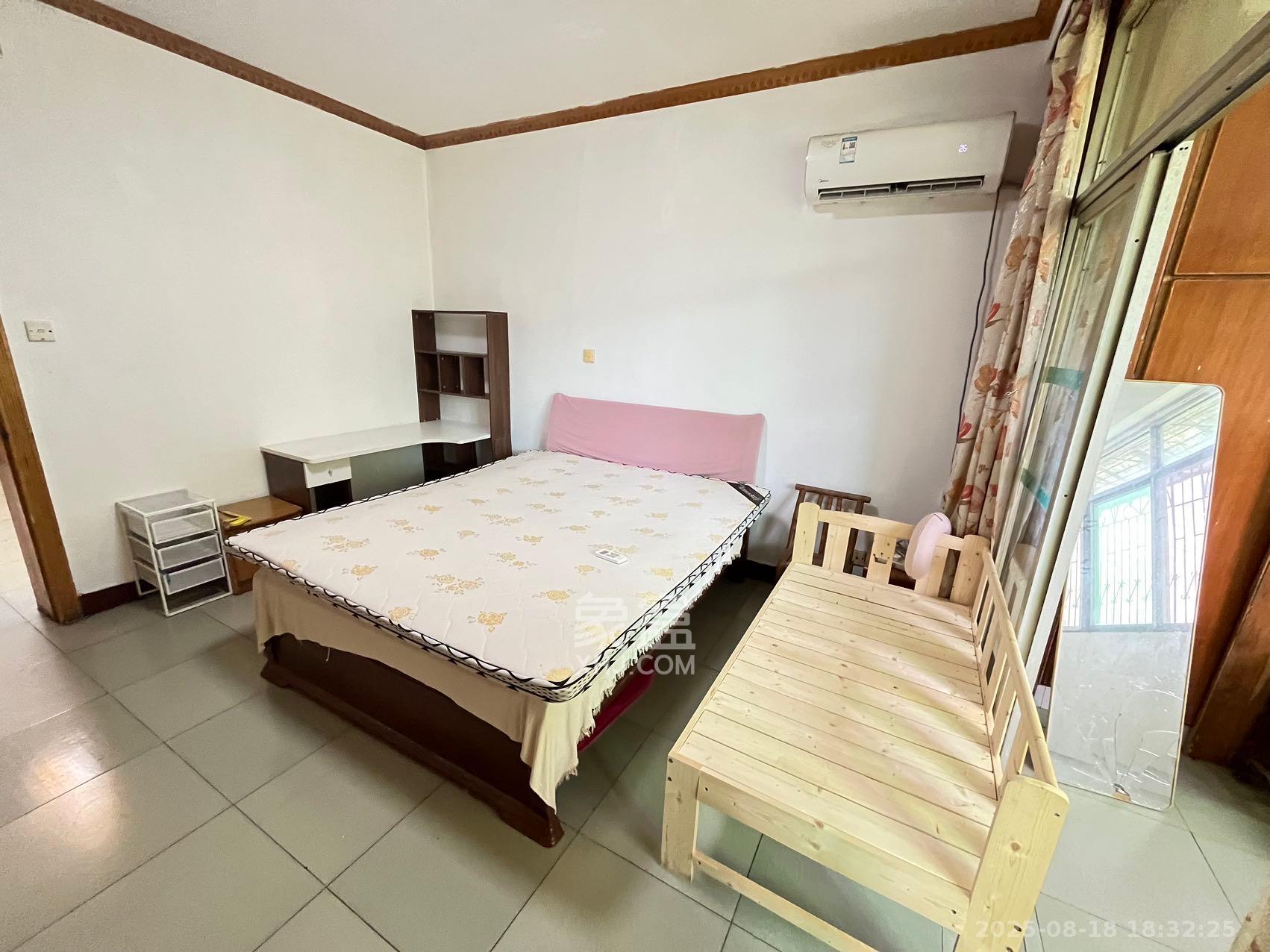 省六运公司宿舍 2室2厅1卫 1850.0元/月 省六运公司宿舍 2室2厅1卫 1850.0元/月室内图