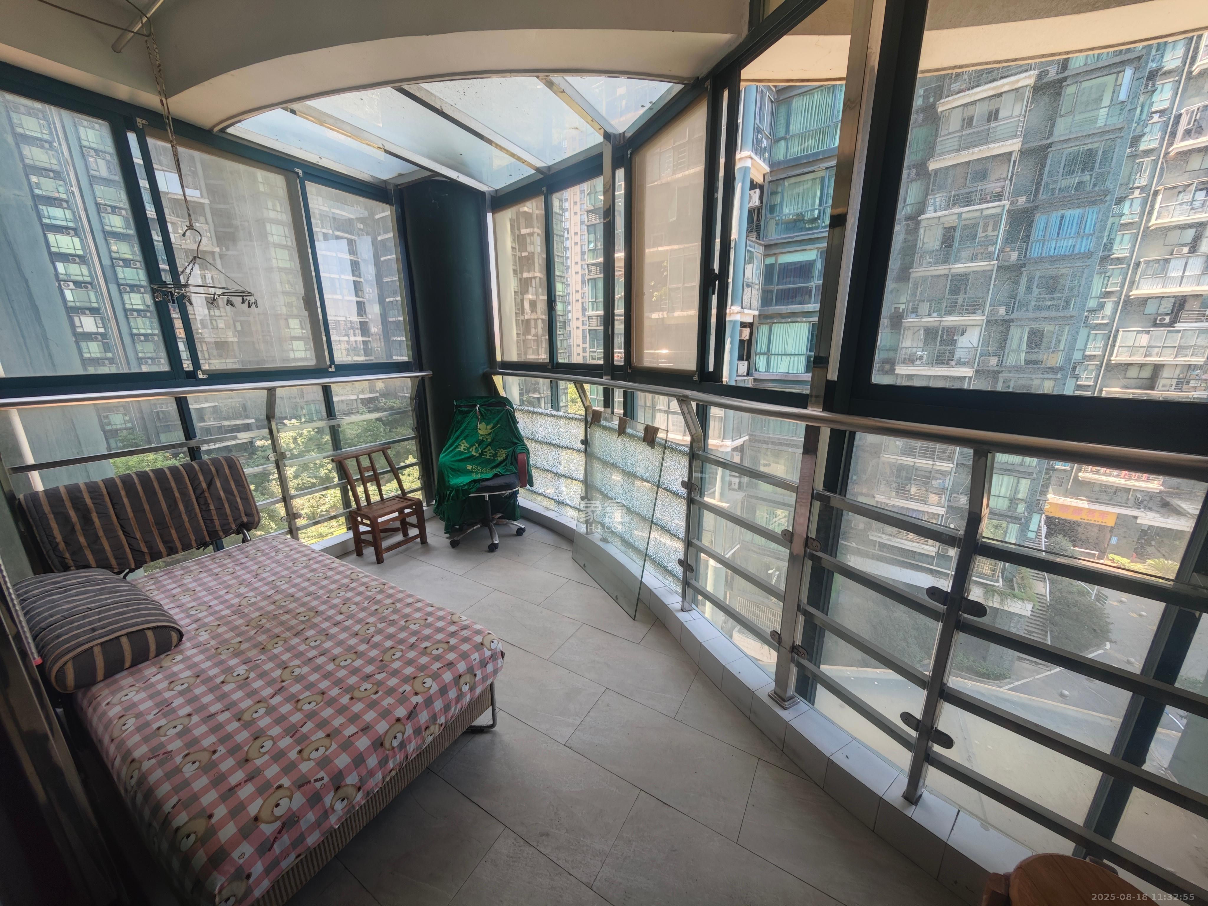 华盛新外滩  3室2厅2卫    3800.0元/月 华盛新外滩  3室2厅2卫    3800.0元/月室内图