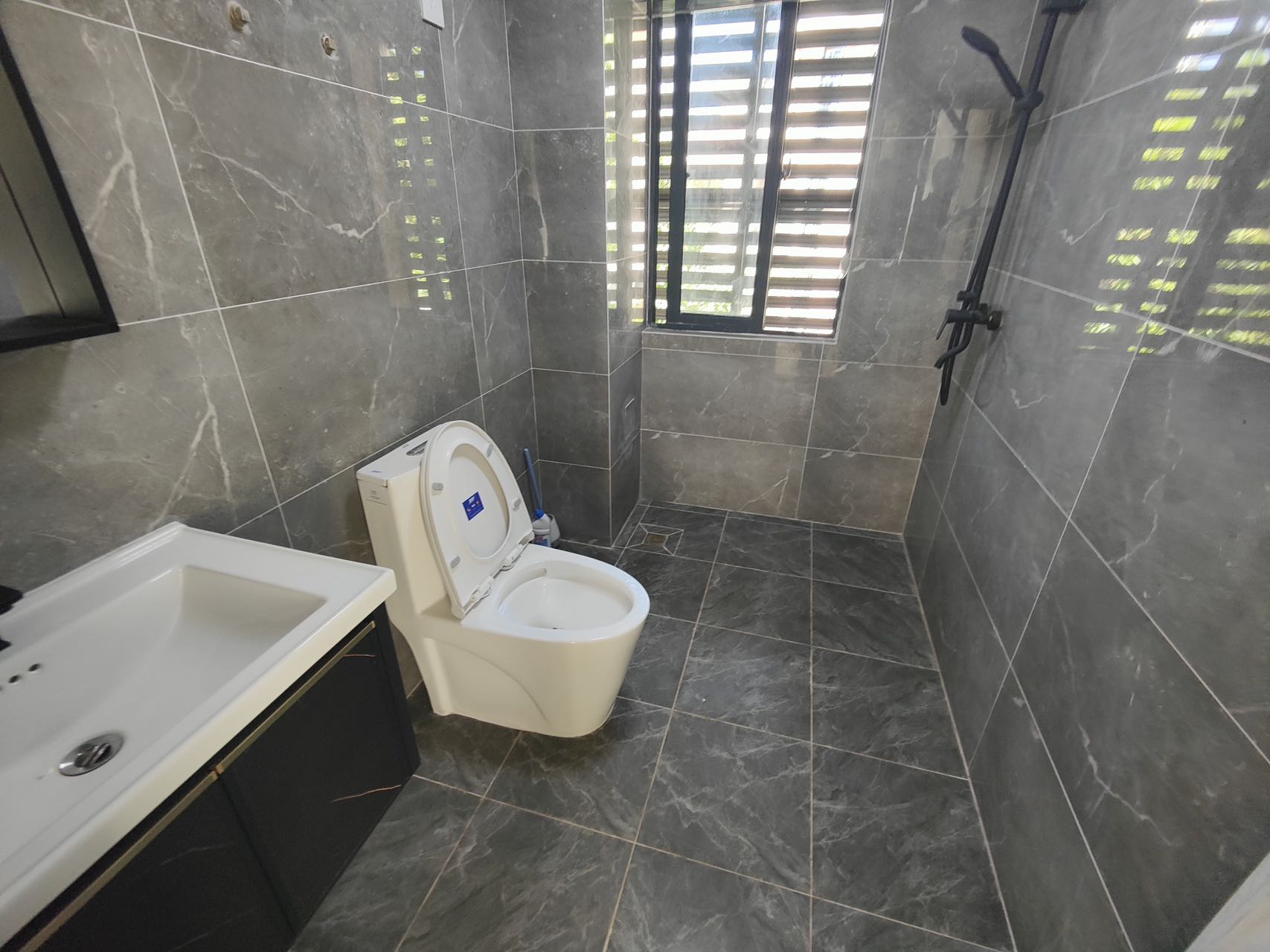 万花坊铂金公馆别墅 5室2厅4卫 16000.0元/月 万花坊铂金公馆别墅 5室2厅4卫 16000.0元/月室内图