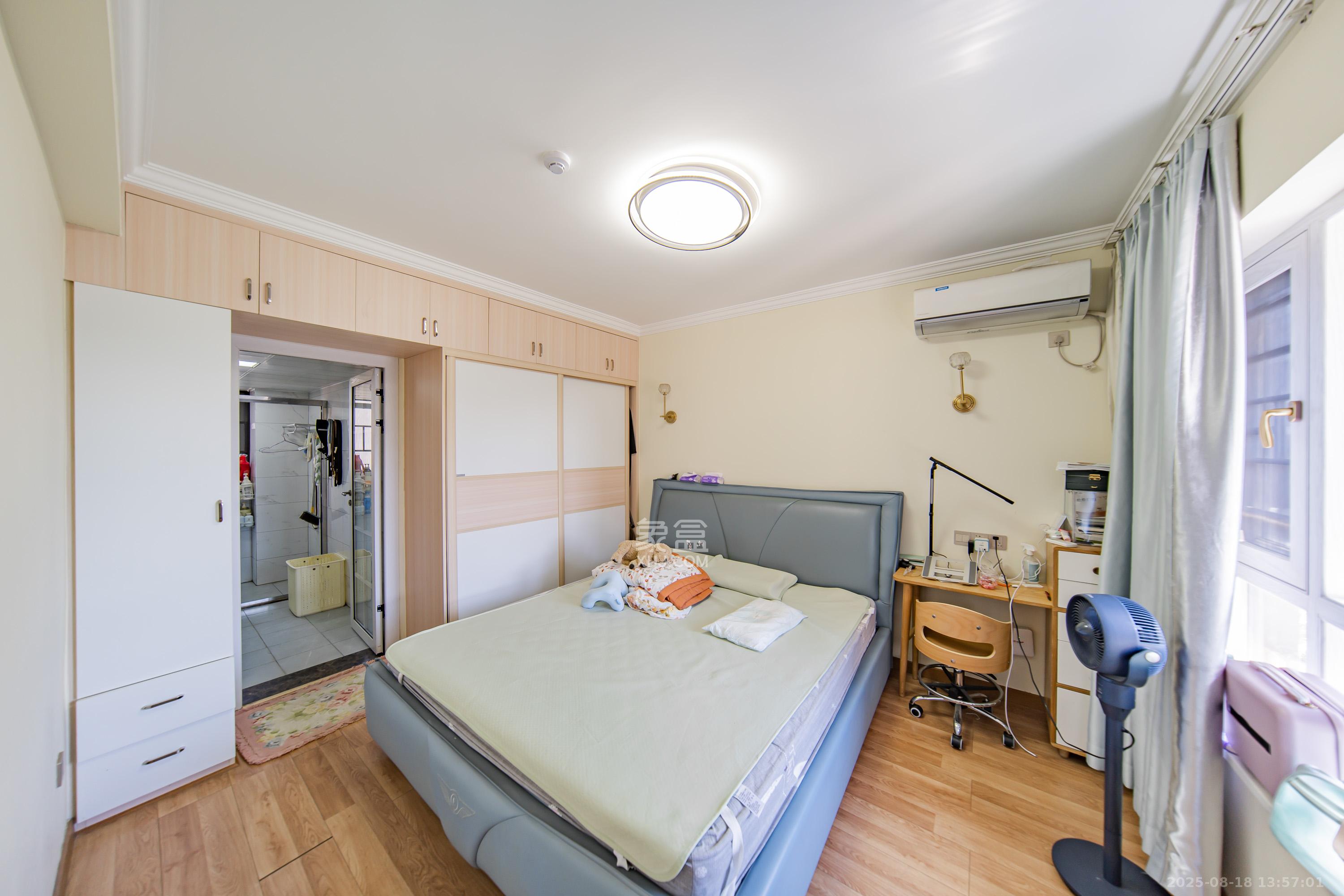 合能洋湖公馆  3室1厅2卫    95.0万 合能洋湖公馆  3室1厅2卫    95.0万卧室