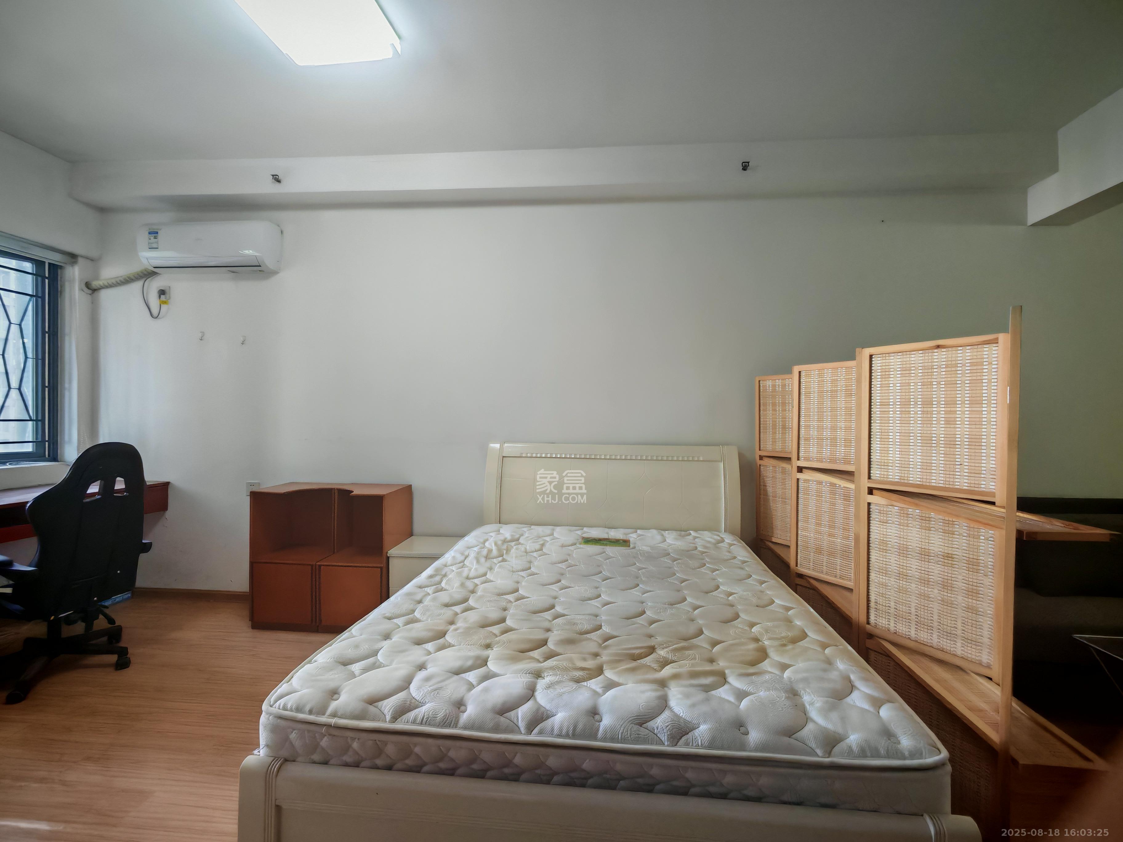 万博汇 1室1厅1卫 1600.0元/月 万博汇 1室1厅1卫 1600.0元/月室内图