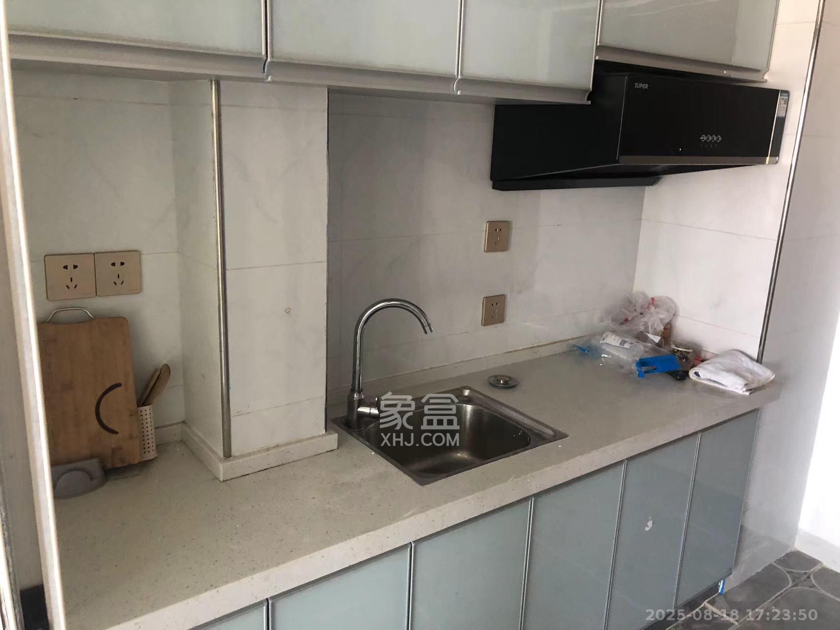 荣盛花语书苑 2室1厅1卫 2400.0元/月 荣盛花语书苑 2室1厅1卫 2400.0元/月室内图