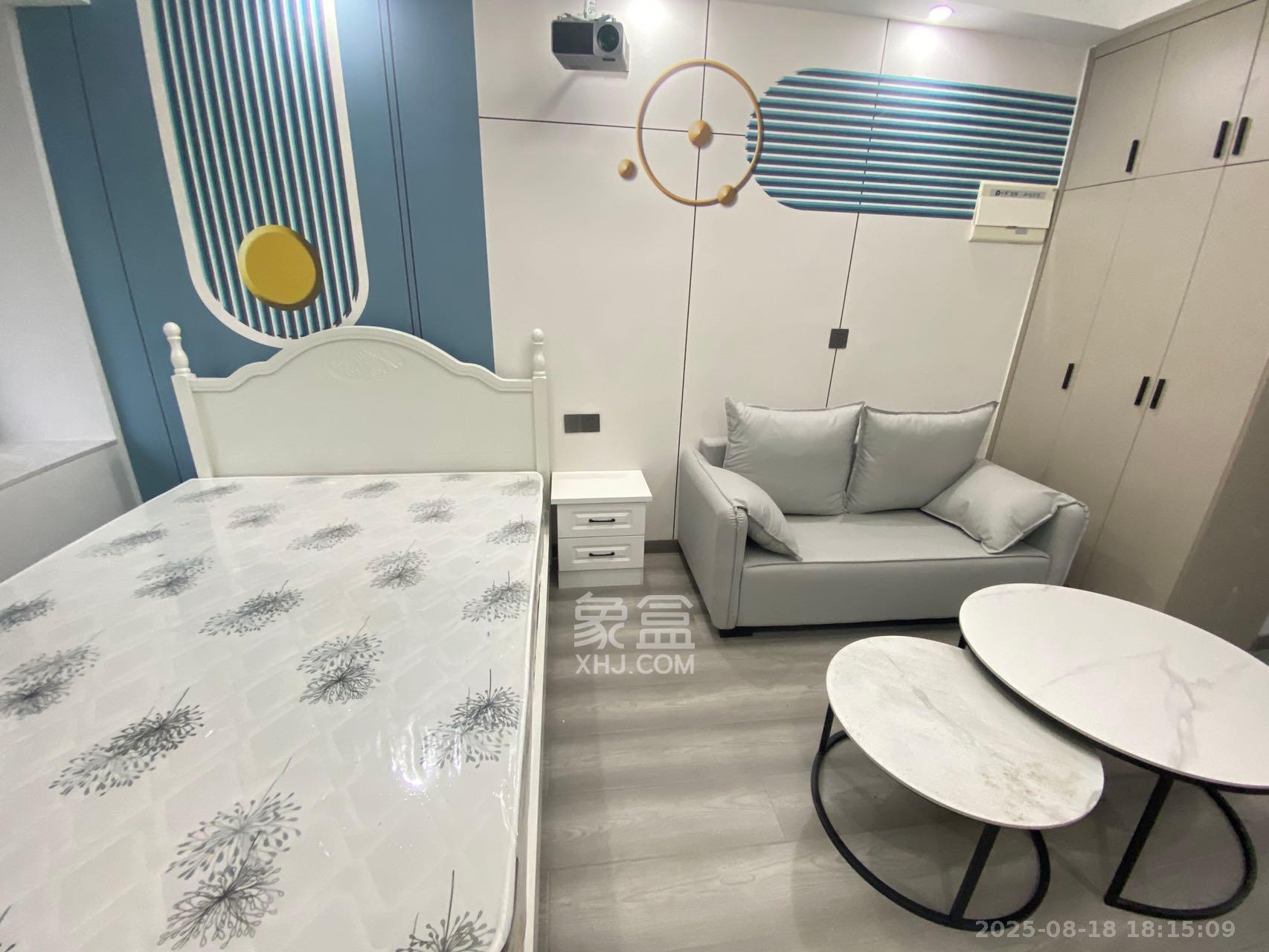 保利海德公园  1室1厅1卫    1700.0元/月 保利海德公园  1室1厅1卫    1700.0元/月室内图