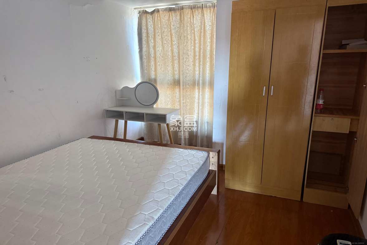 湘府十城(汇财御景湾新寓,汇财国际)  3室2厅2卫    2100.0元/月 湘府十城(汇财御景湾新寓,汇财国际)  3室2厅2卫    2100.0元/月室内图