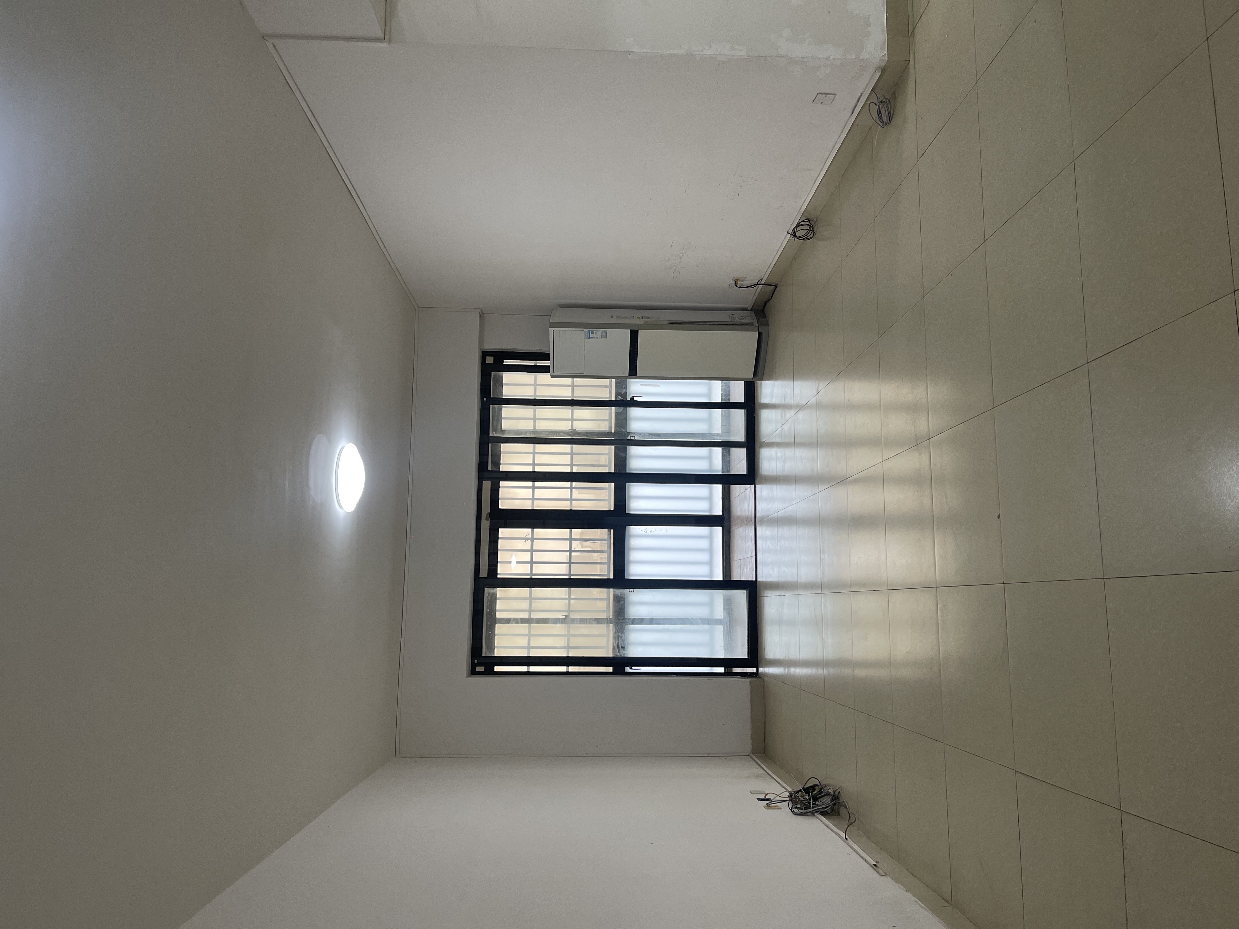 盛贤景都 3室2厅2卫 2200.0元/月 盛贤景都 3室2厅2卫 2200.0元/月室内图