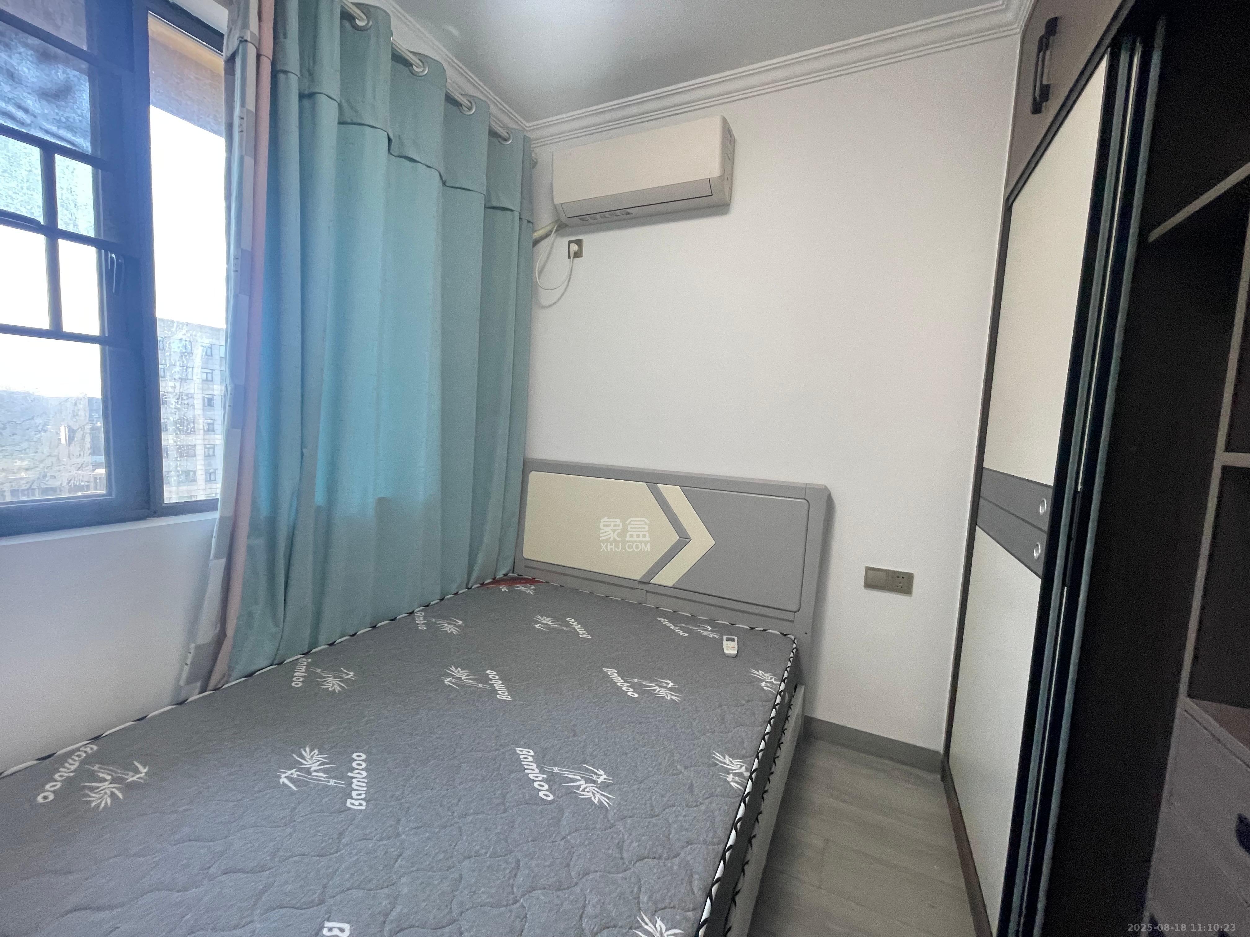 奥克斯滨仕花园（奥克斯洋湖广场/奥克斯中心）  3室2厅2卫    3000.0元/月室内图