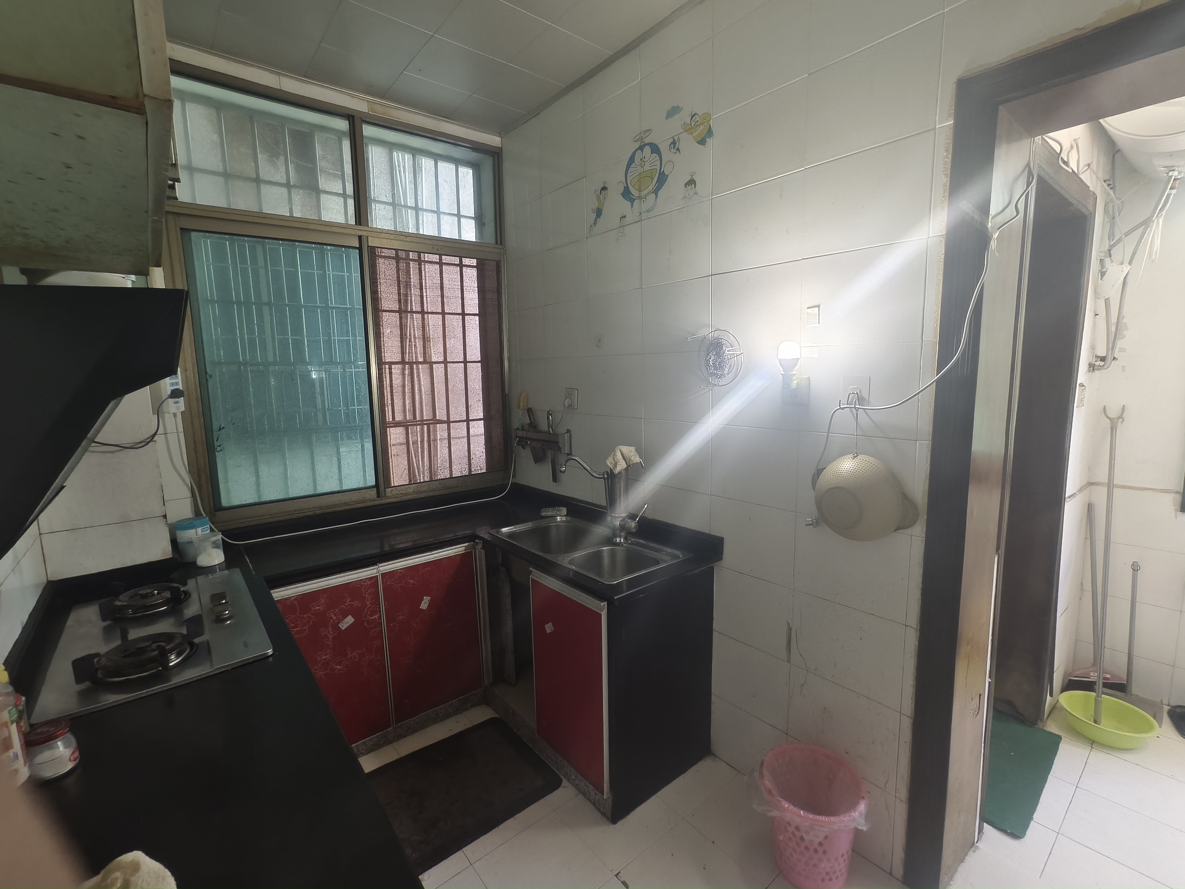 娄星区散盘  3室2厅2卫    1200.0元/月室内图