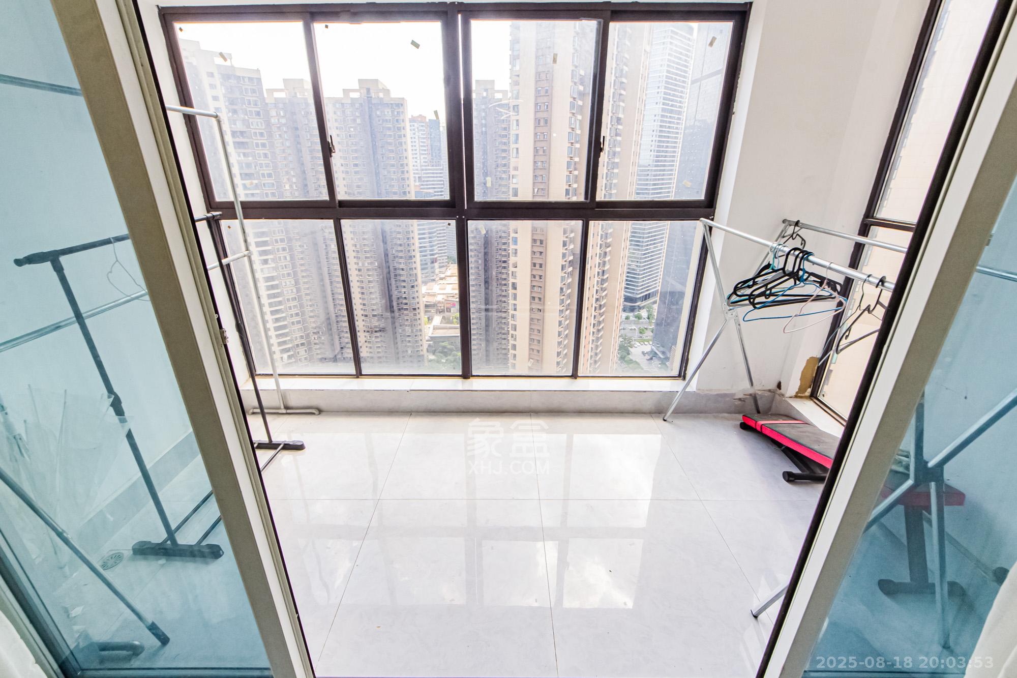 北辰三角洲C2区  3室2厅1卫    115.0万 北辰三角洲C2区  3室2厅1卫    115.0万阳台