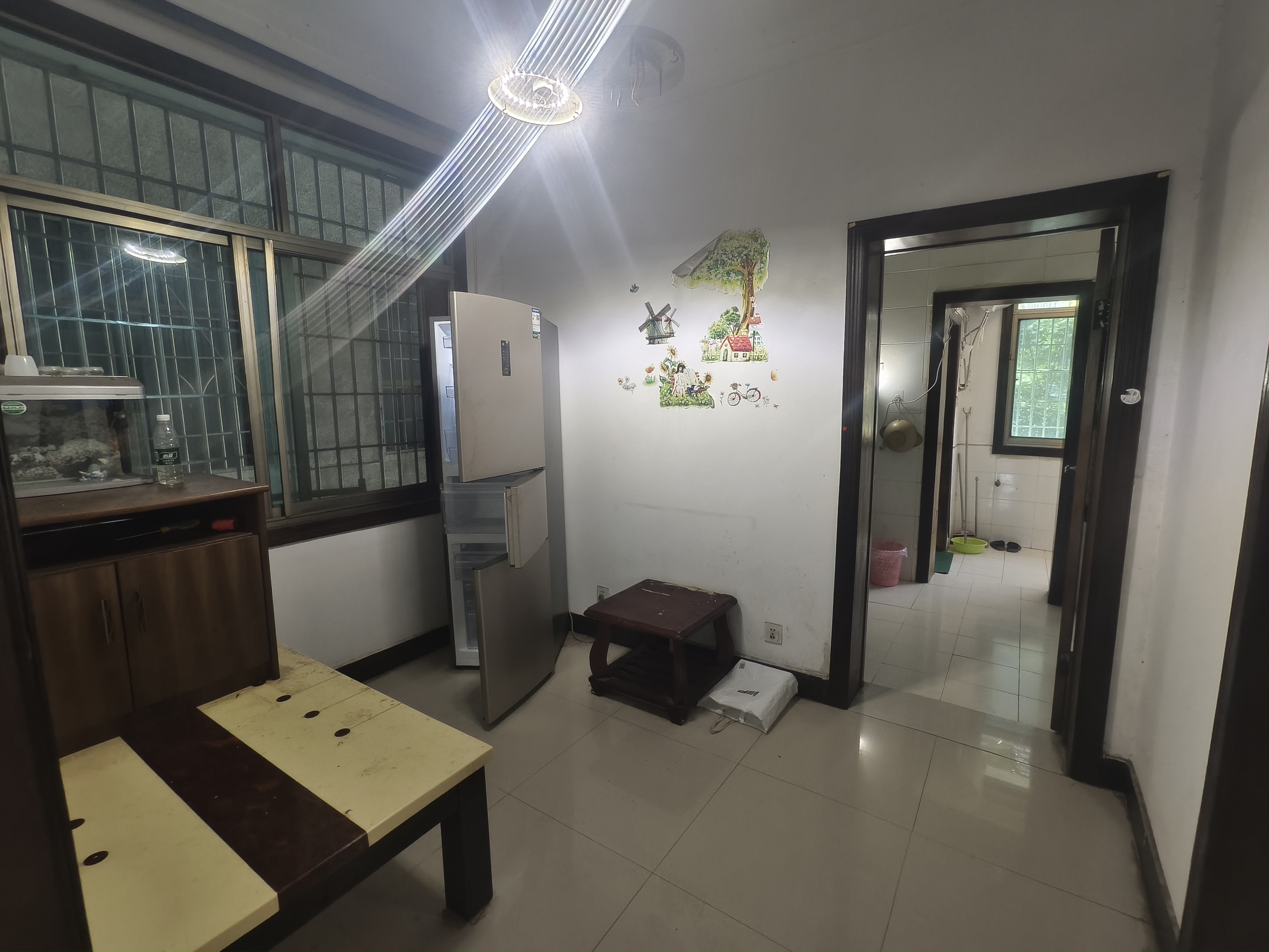 娄星区散盘  3室2厅2卫    1200.0元/月室内图