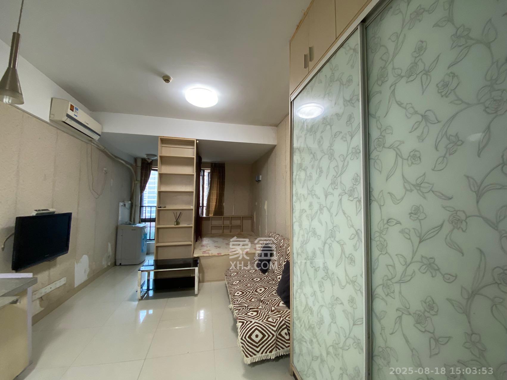 名富公寓 1室1厅1卫 1300.0元/月 名富公寓 1室1厅1卫 1300.0元/月室内图