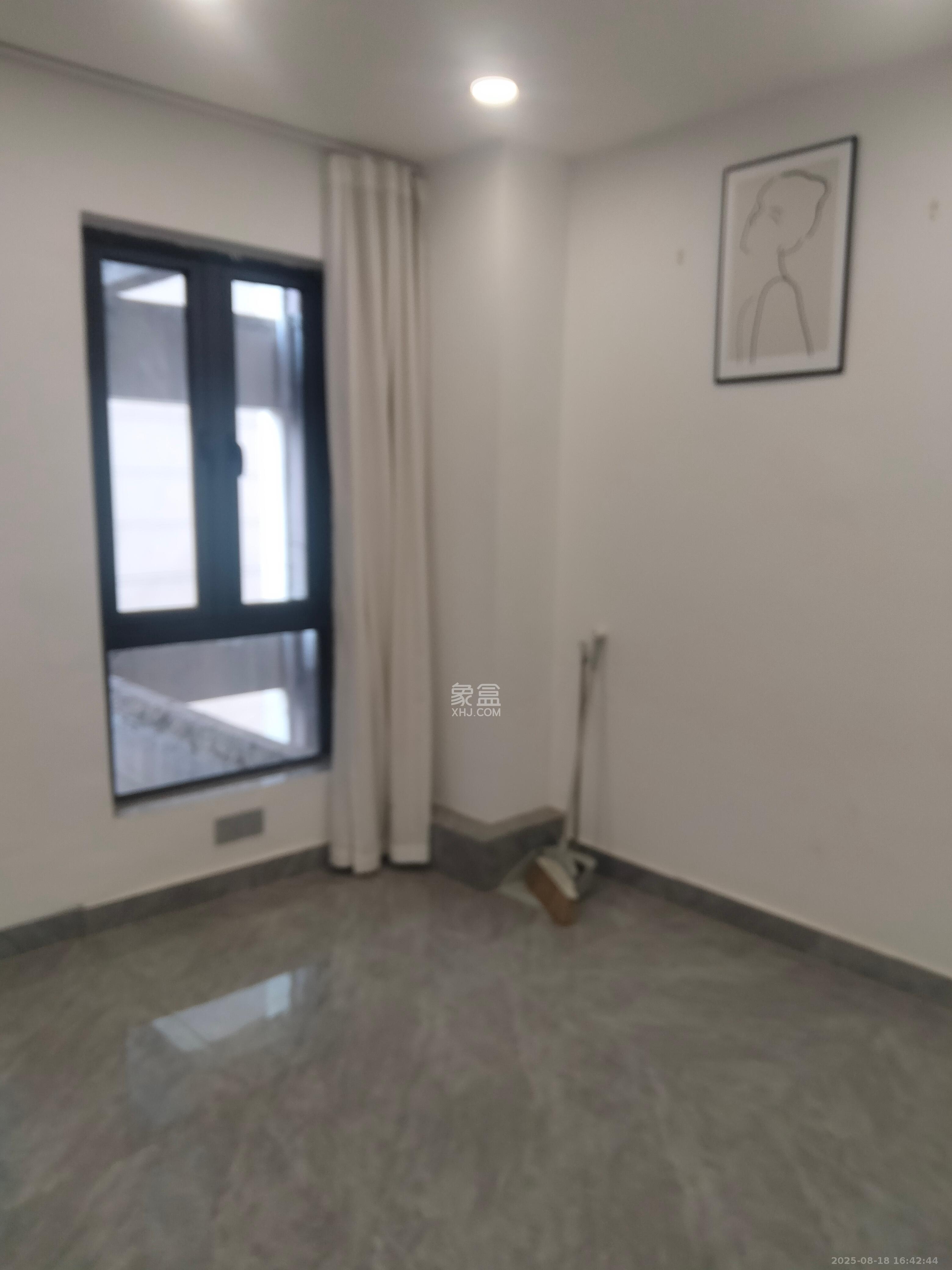 中建芙蓉嘉苑  1室1厅1卫   1500.00元/月室内图