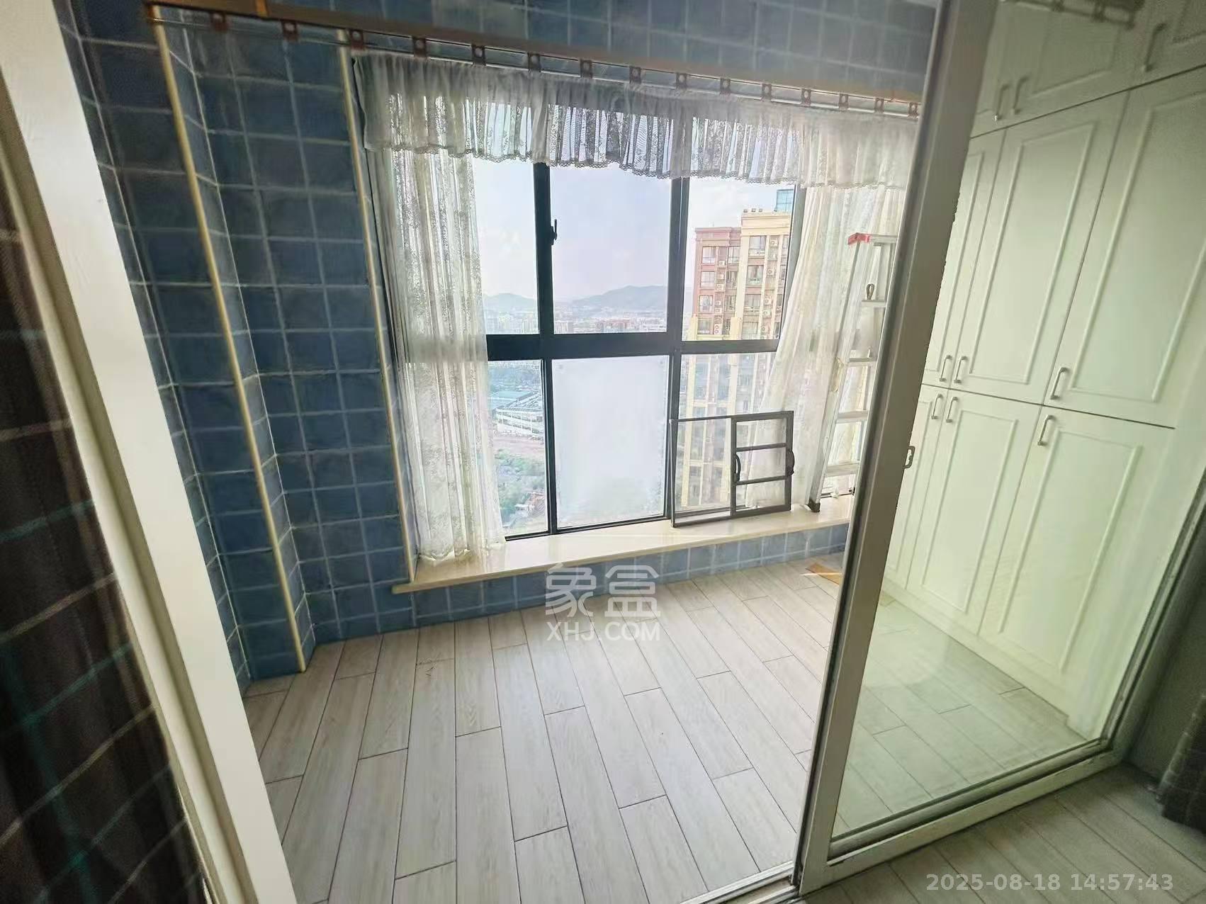 兰亭湾畔  3室2厅1卫    2800.0元/月室内图