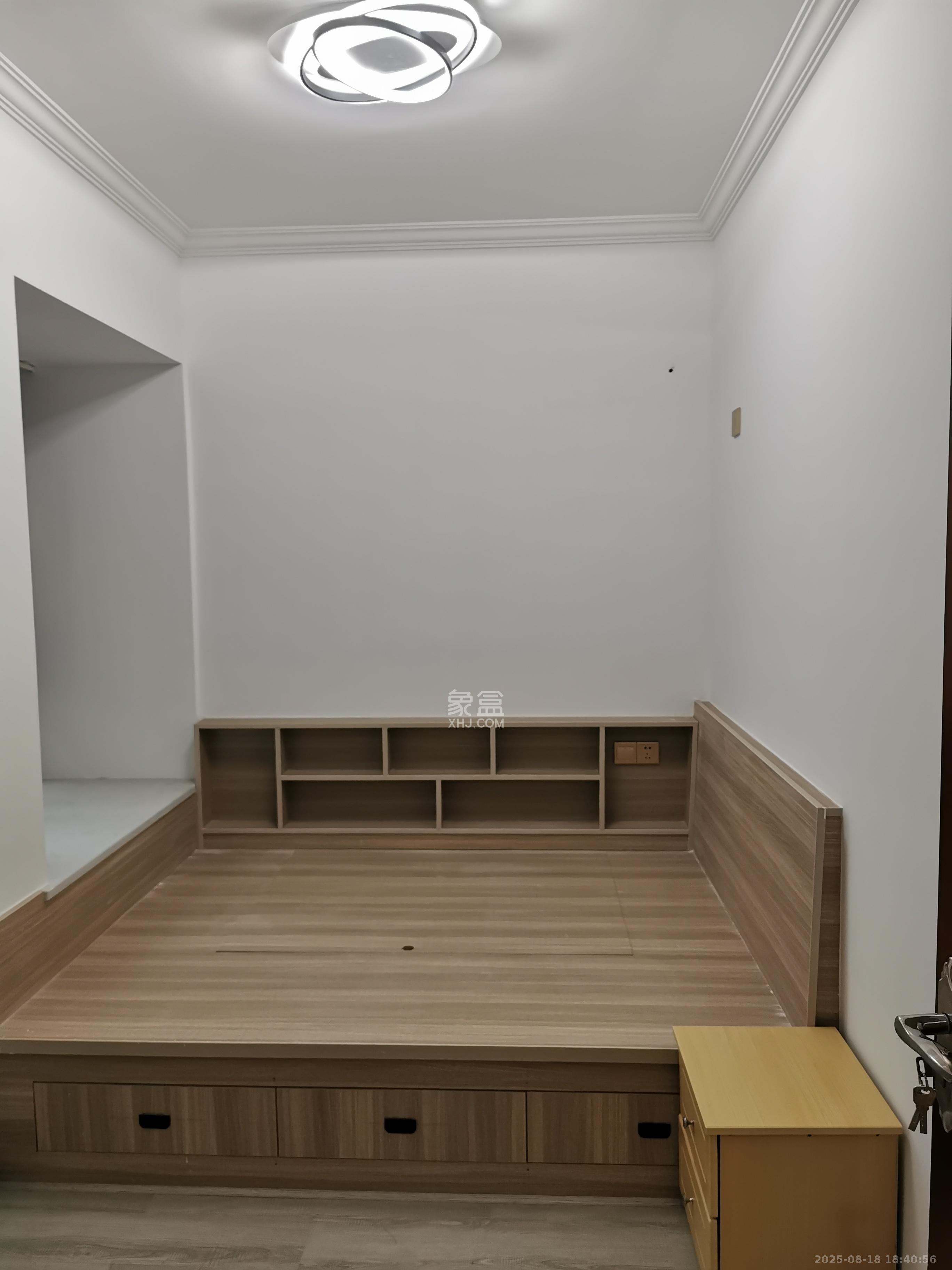 鑫苑木莲世家  3室2厅2卫    2900.0元/月 鑫苑木莲世家  3室2厅2卫    2900.0元/月室内图