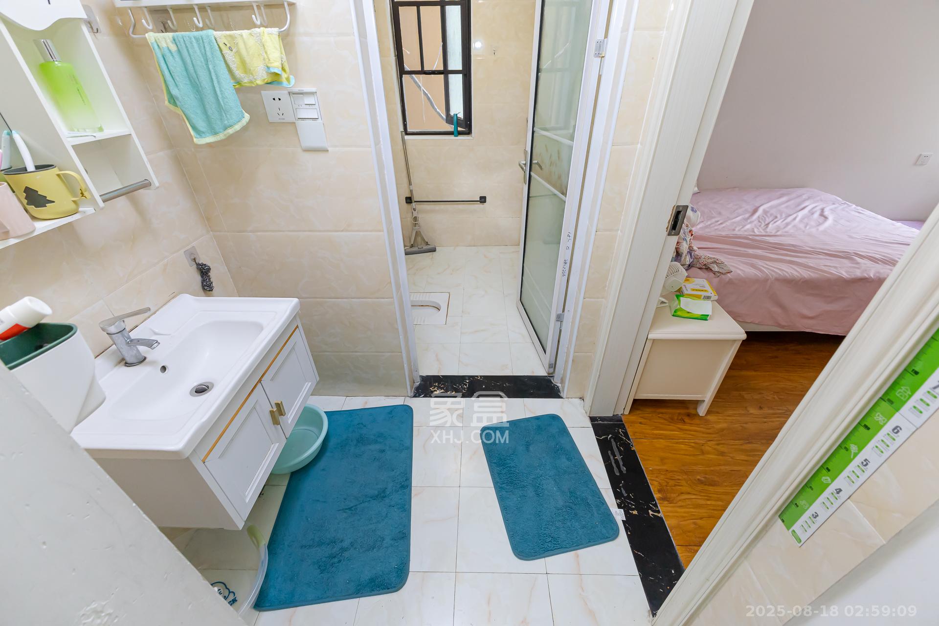 勤诚达境界城 3室1厅1卫 82.0万 勤诚达境界城 3室1厅1卫 82.0万卫生间