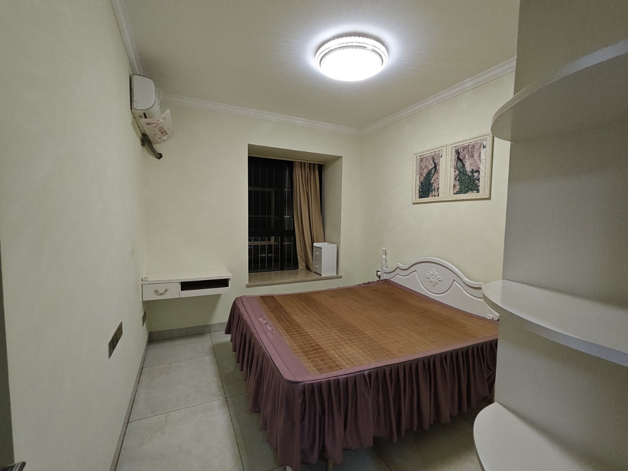 香江豪庭 1室1厅1卫 1500.00元/月 香江豪庭 1室1厅1卫 1500.00元/月室内图