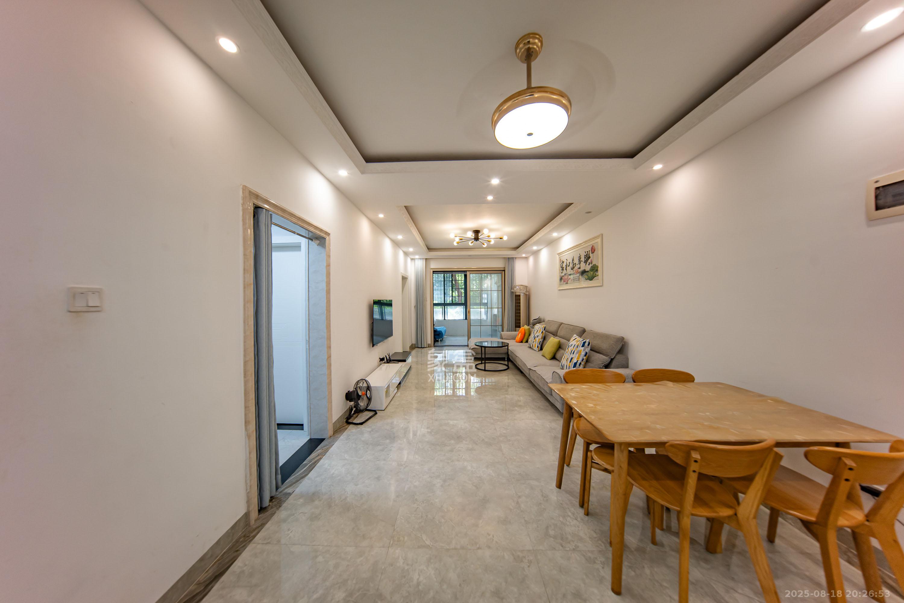 云栖谷  2室2厅1卫    53.8万客厅