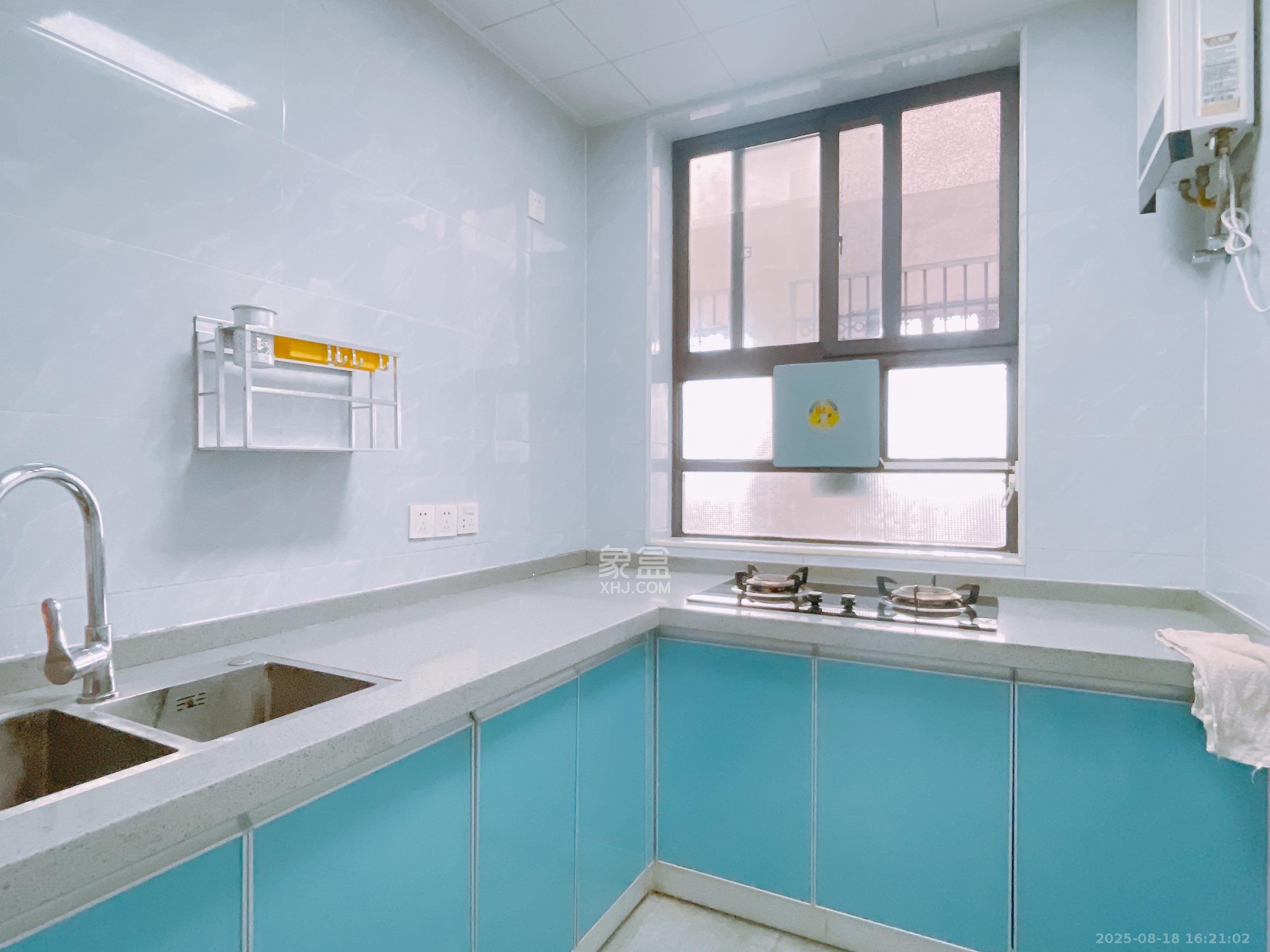 营盘东路、营盘西路散盘 2室1厅1卫 2100.0元/月 营盘东路、营盘西路散盘 2室1厅1卫 2100.0元/月室内图