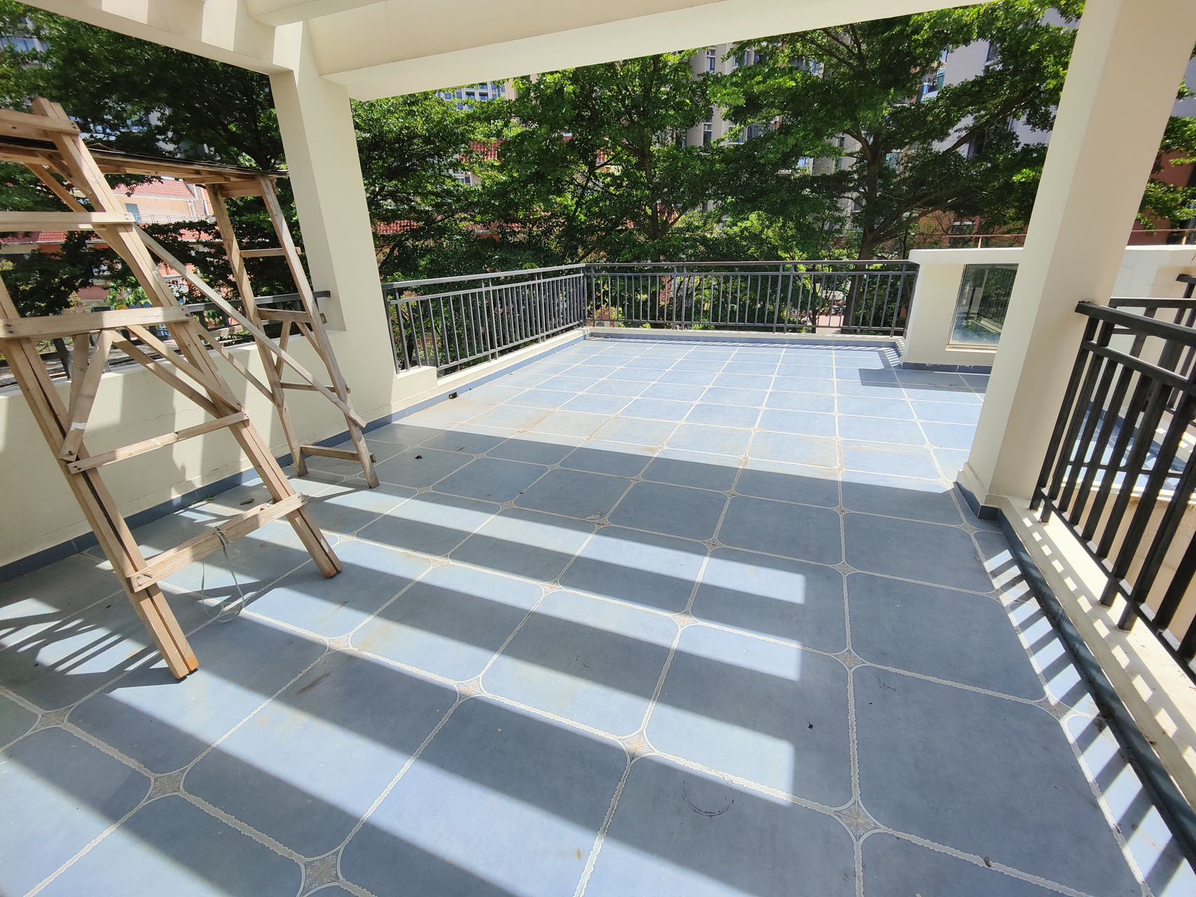 万花坊铂金公馆别墅 5室2厅4卫 16000.0元/月 万花坊铂金公馆别墅 5室2厅4卫 16000.0元/月室内图