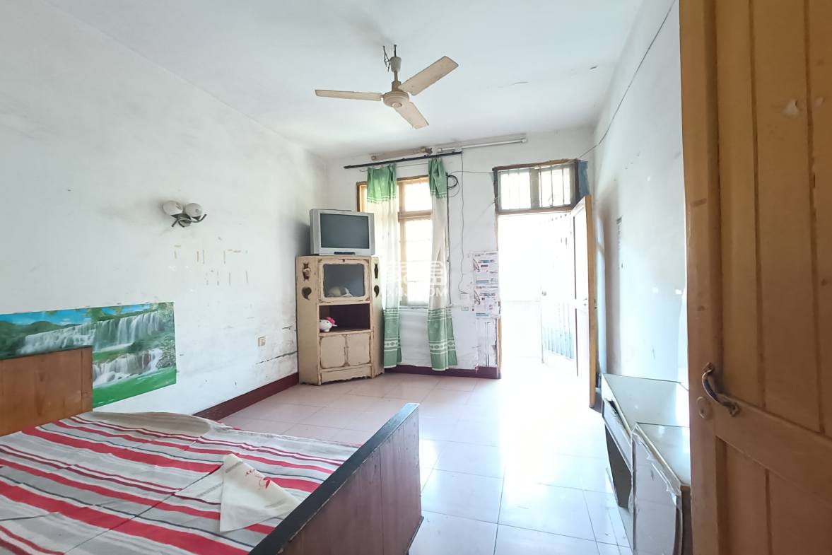 物资局家属楼(童家社区) 2室1厅1卫 700.0元/月 物资局家属楼(童家社区) 2室1厅1卫 700.0元/月室内图