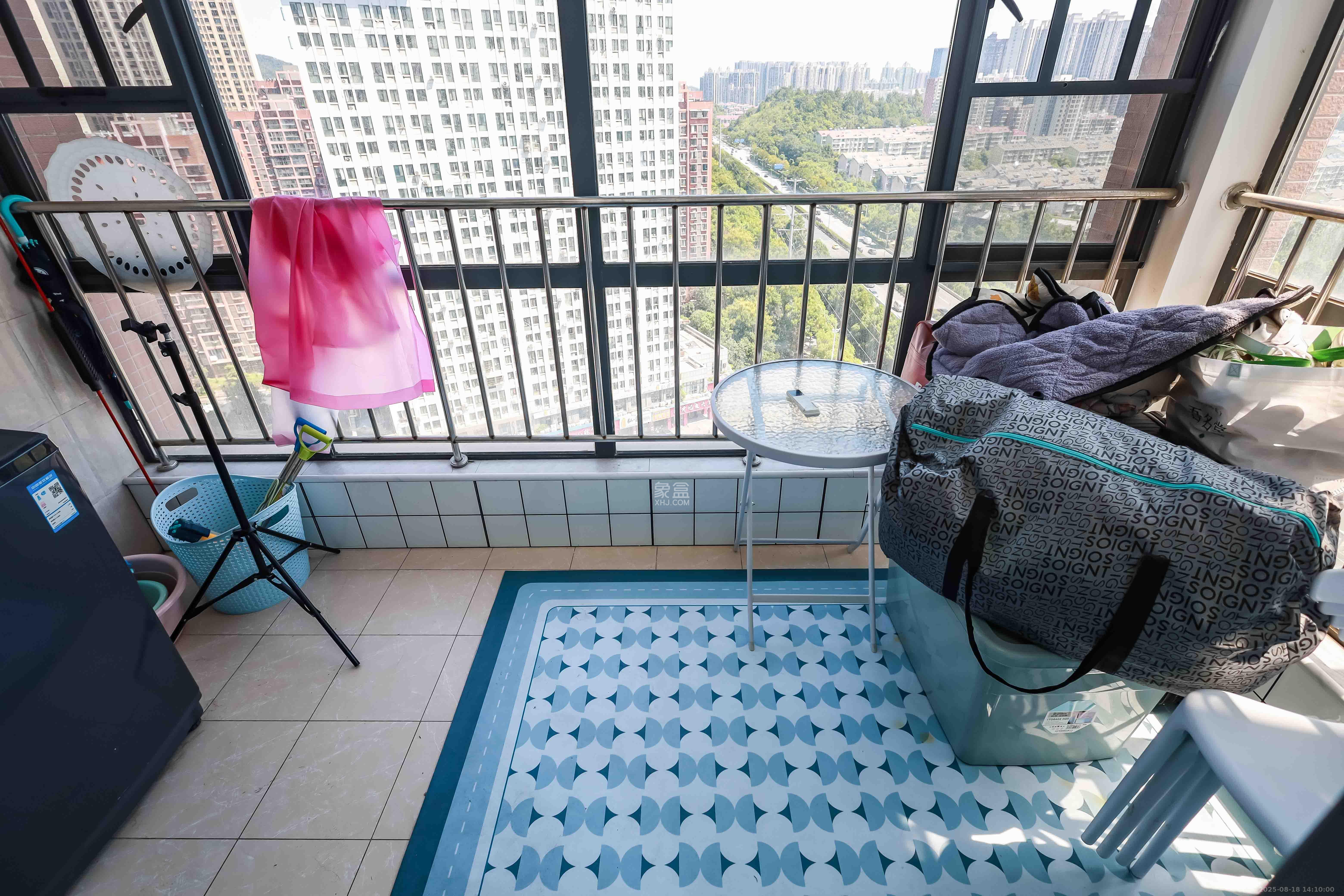 盛世耀凯  3室2厅1卫    85.8万阳台