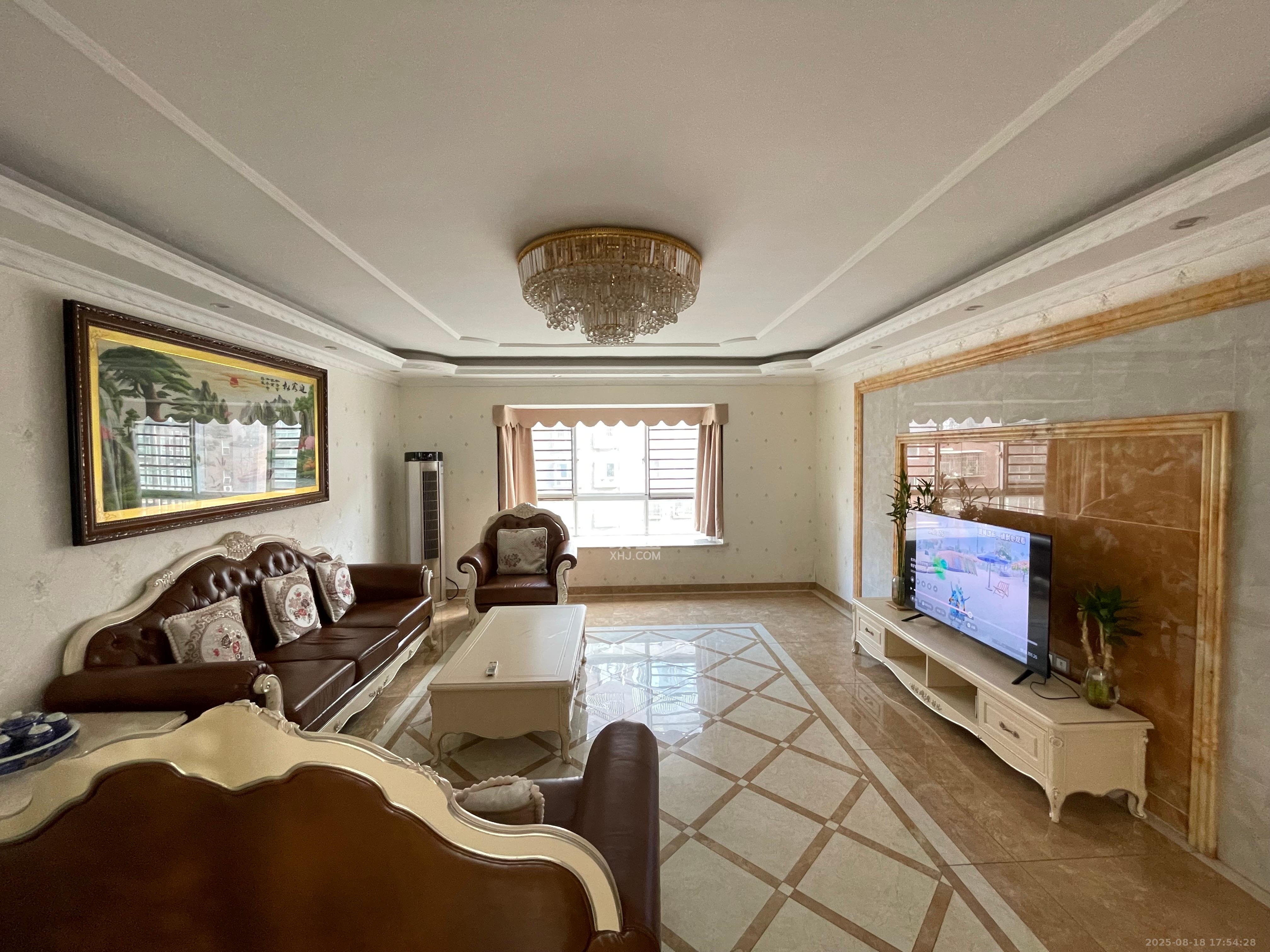 升远君尚嘉筑  4室2厅2卫    3300.0元/月 升远君尚嘉筑  4室2厅2卫    3300.0元/月