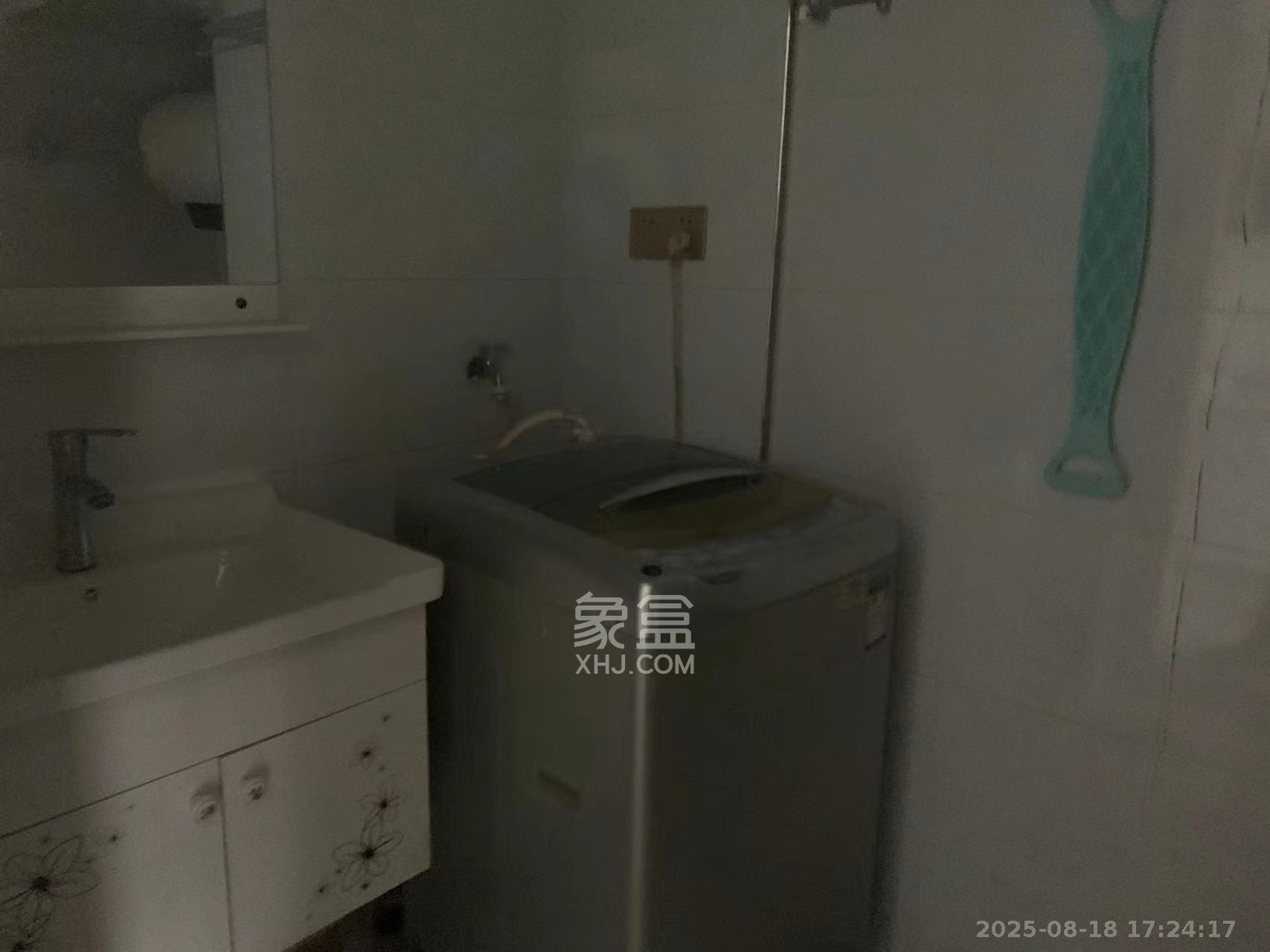 荣盛花语书苑 2室1厅1卫 2400.0元/月 荣盛花语书苑 2室1厅1卫 2400.0元/月室内图