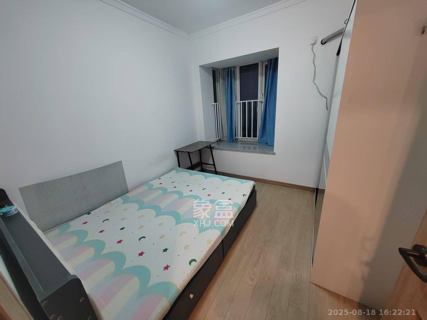 金地中交麓谷香颂(金地中交雅苑) 3室2厅2卫 2800.0元/月 金地中交麓谷香颂(金地中交雅苑) 3室2厅2卫 2800.0元/月室内图