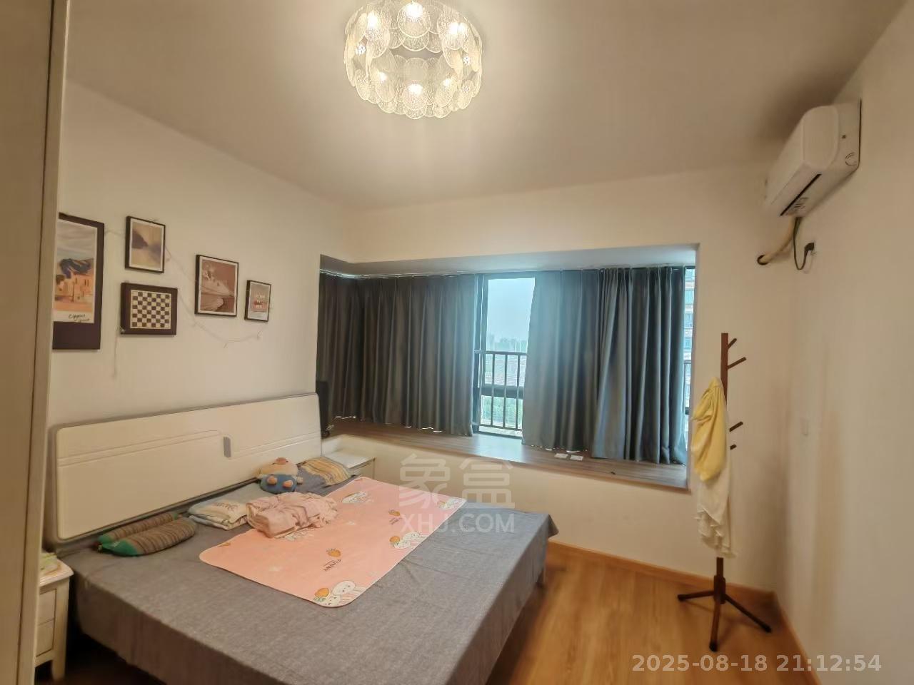 亿都漫城  4室2厅2卫    1800.0元/月室内图