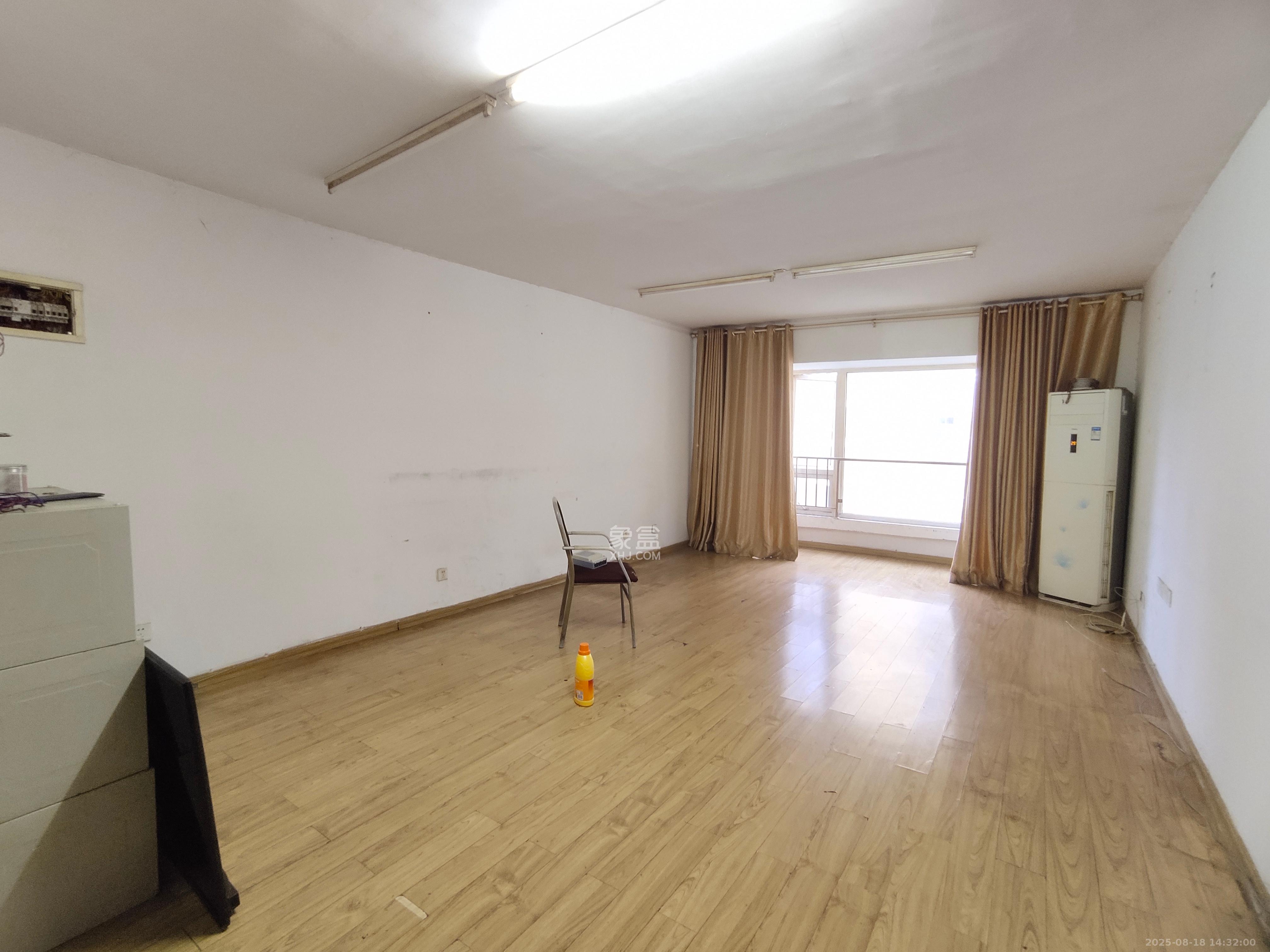 三重星都心 3室2厅1卫 2700.0元/月 三重星都心 3室2厅1卫 2700.0元/月室内图