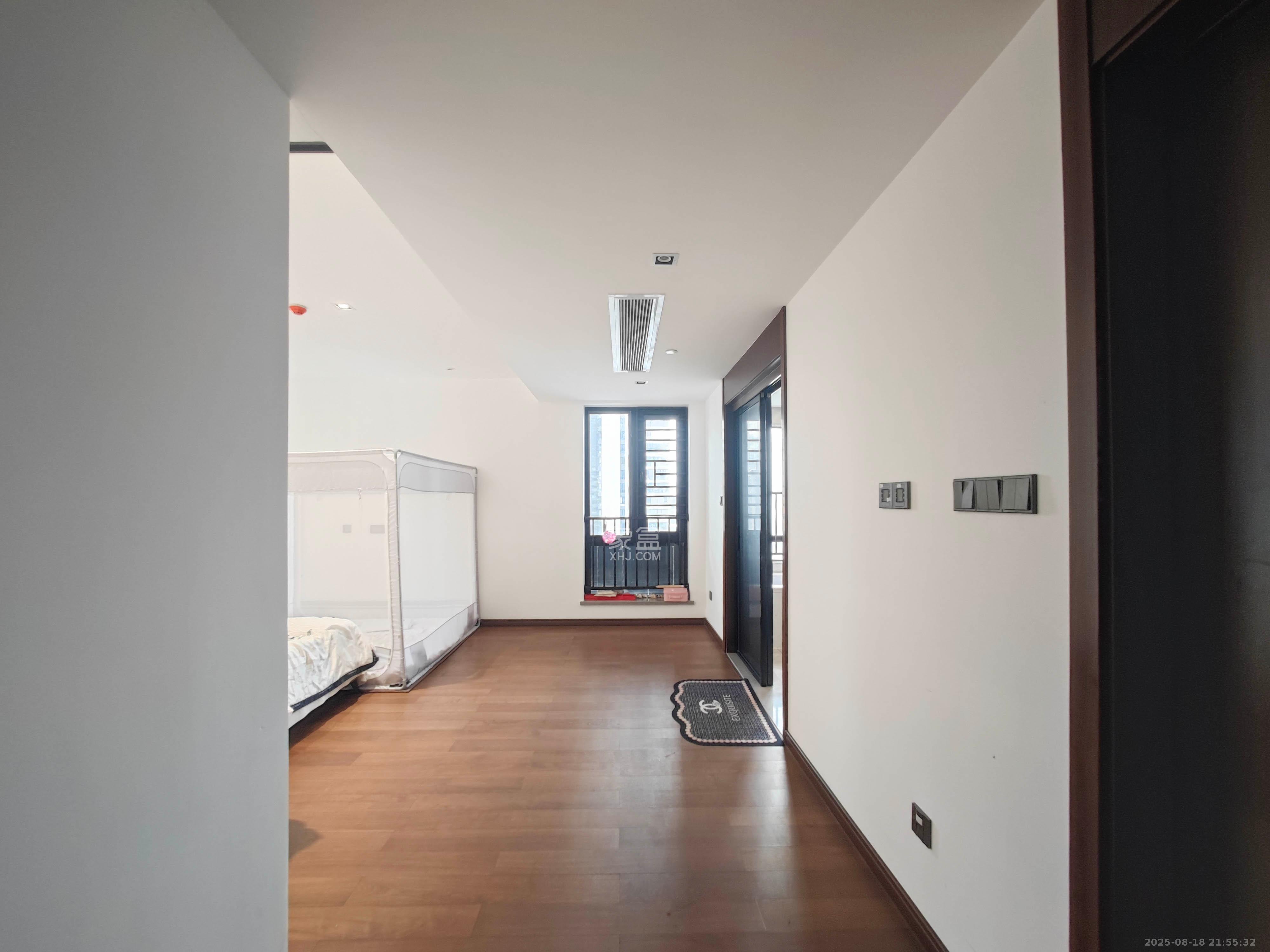 万科魅力之城 4室2厅3卫 270.0万 万科魅力之城 4室2厅3卫 270.0万其他