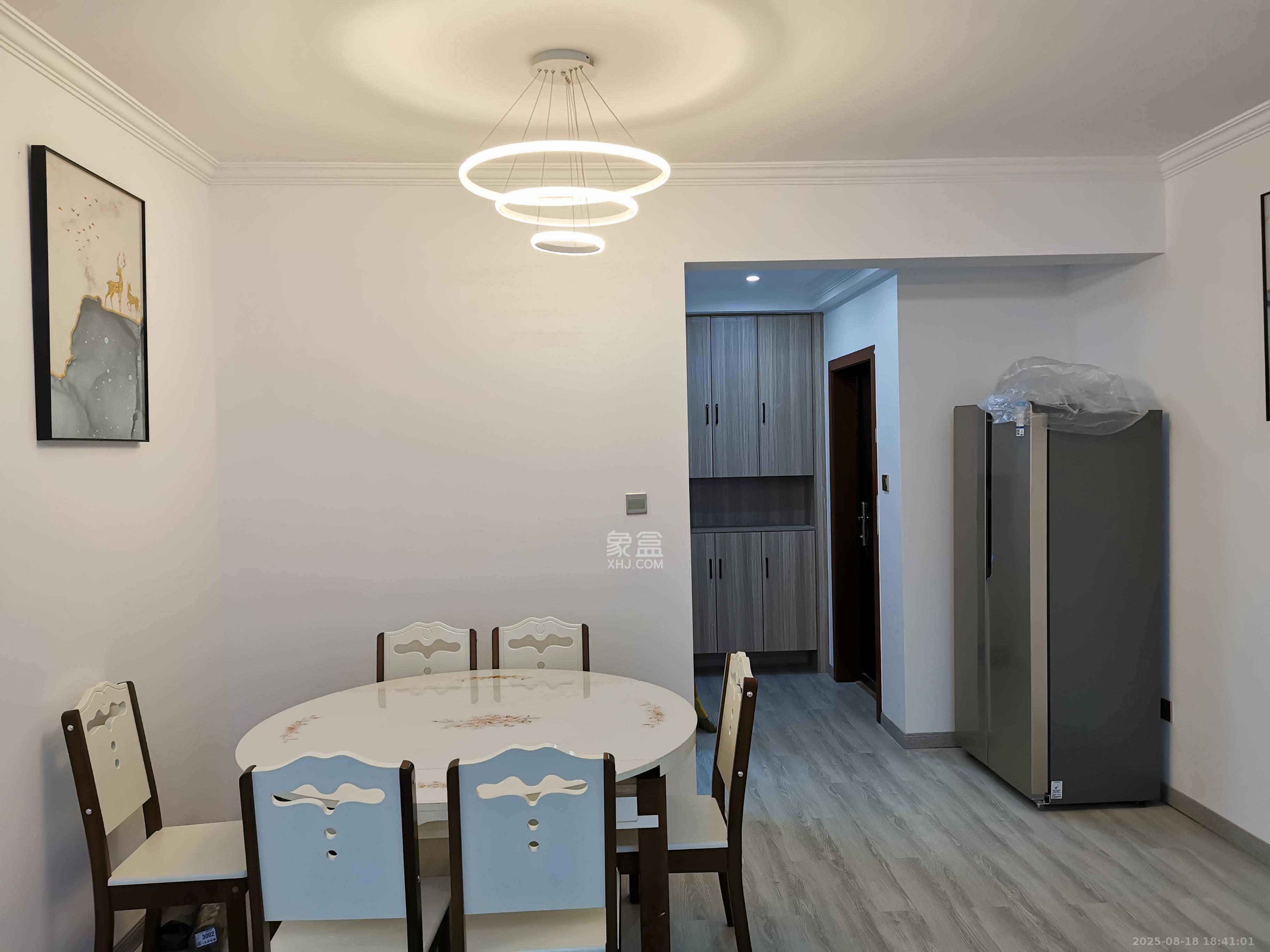 鑫苑木莲世家  3室2厅2卫    2900.0元/月 鑫苑木莲世家  3室2厅2卫    2900.0元/月室内图