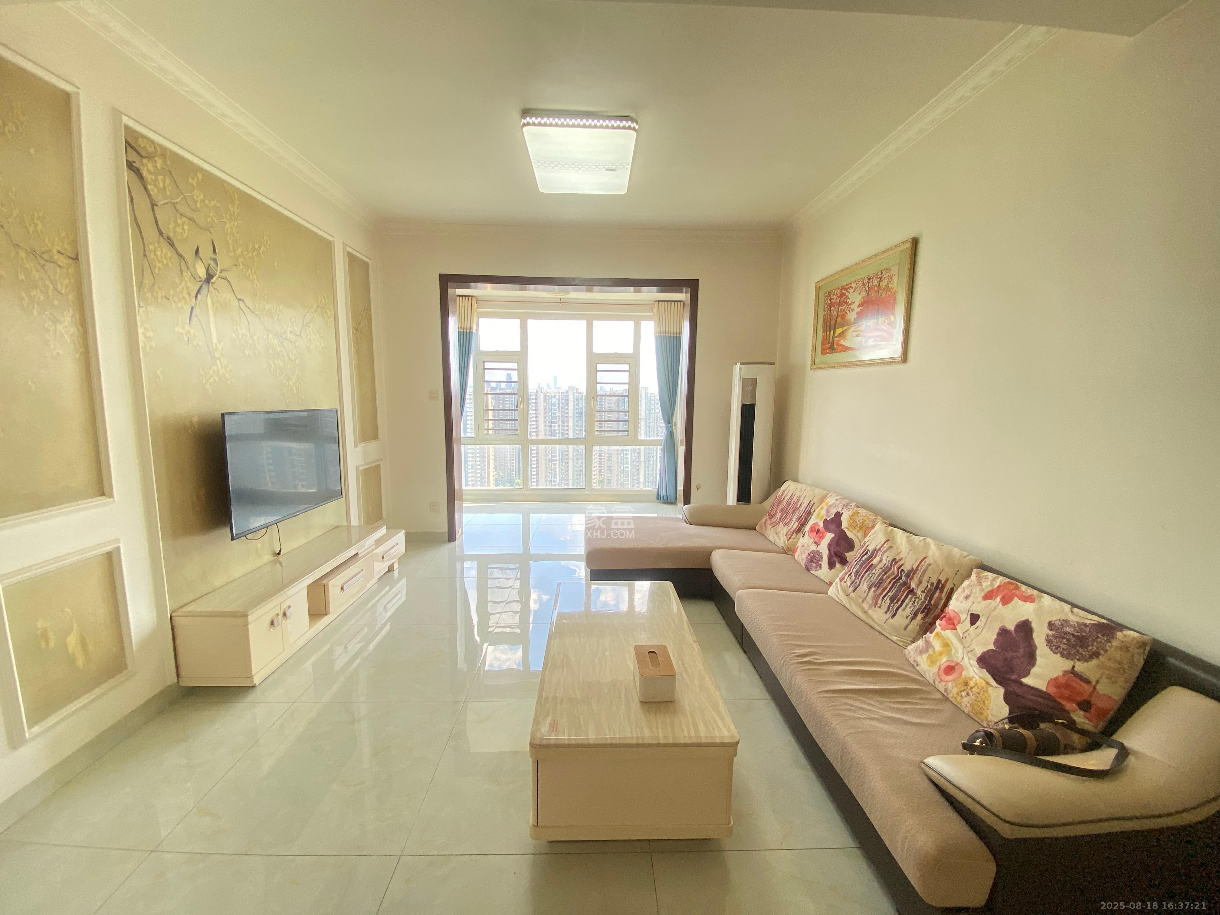 双湾国际(湘江御景花园)  3室2厅2卫    2200.0元/月 双湾国际(湘江御景花园)  3室2厅2卫    2200.0元/月