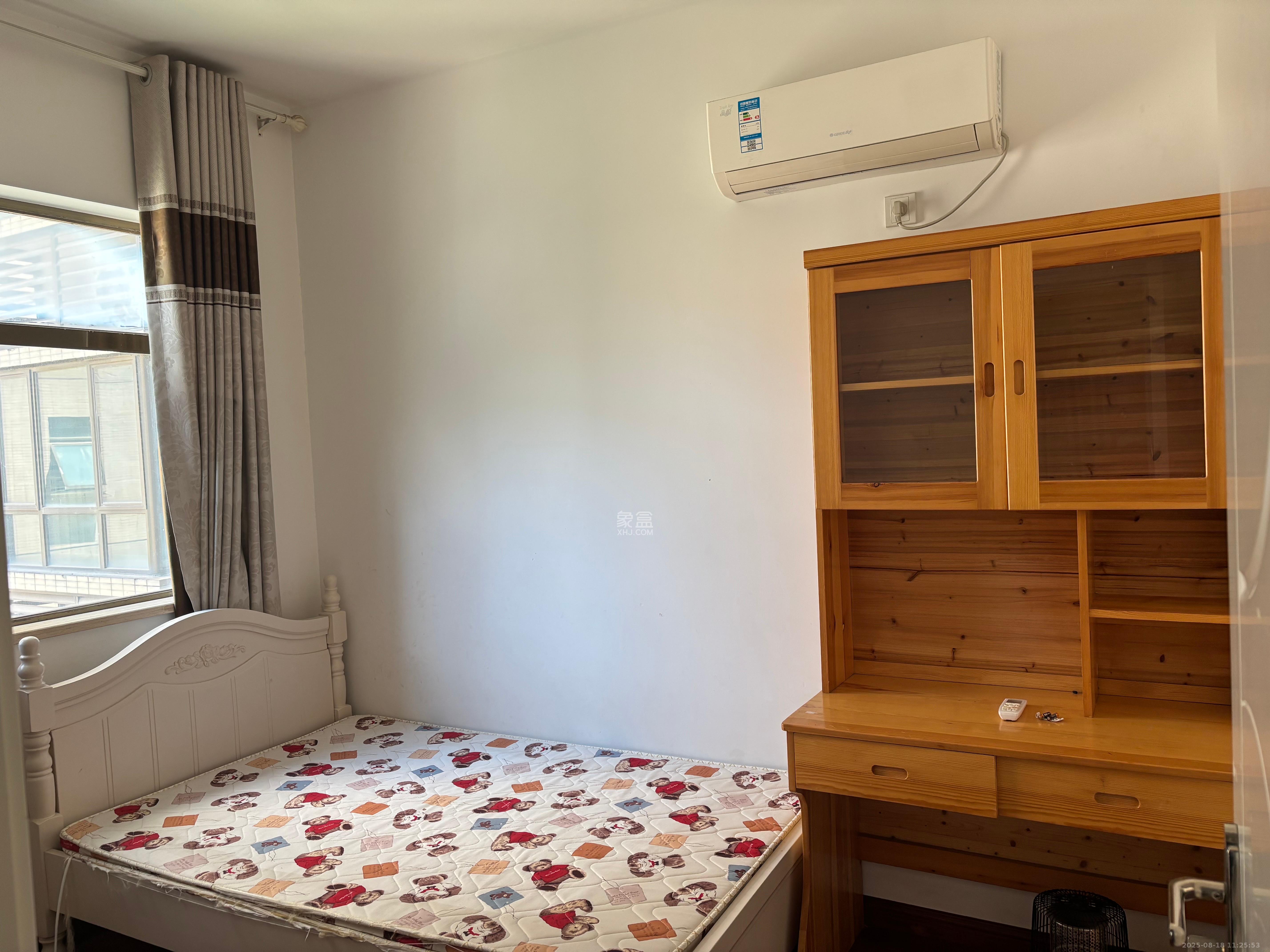 江山帝景雅典  2室2厅1卫    1900.0元/月室内图