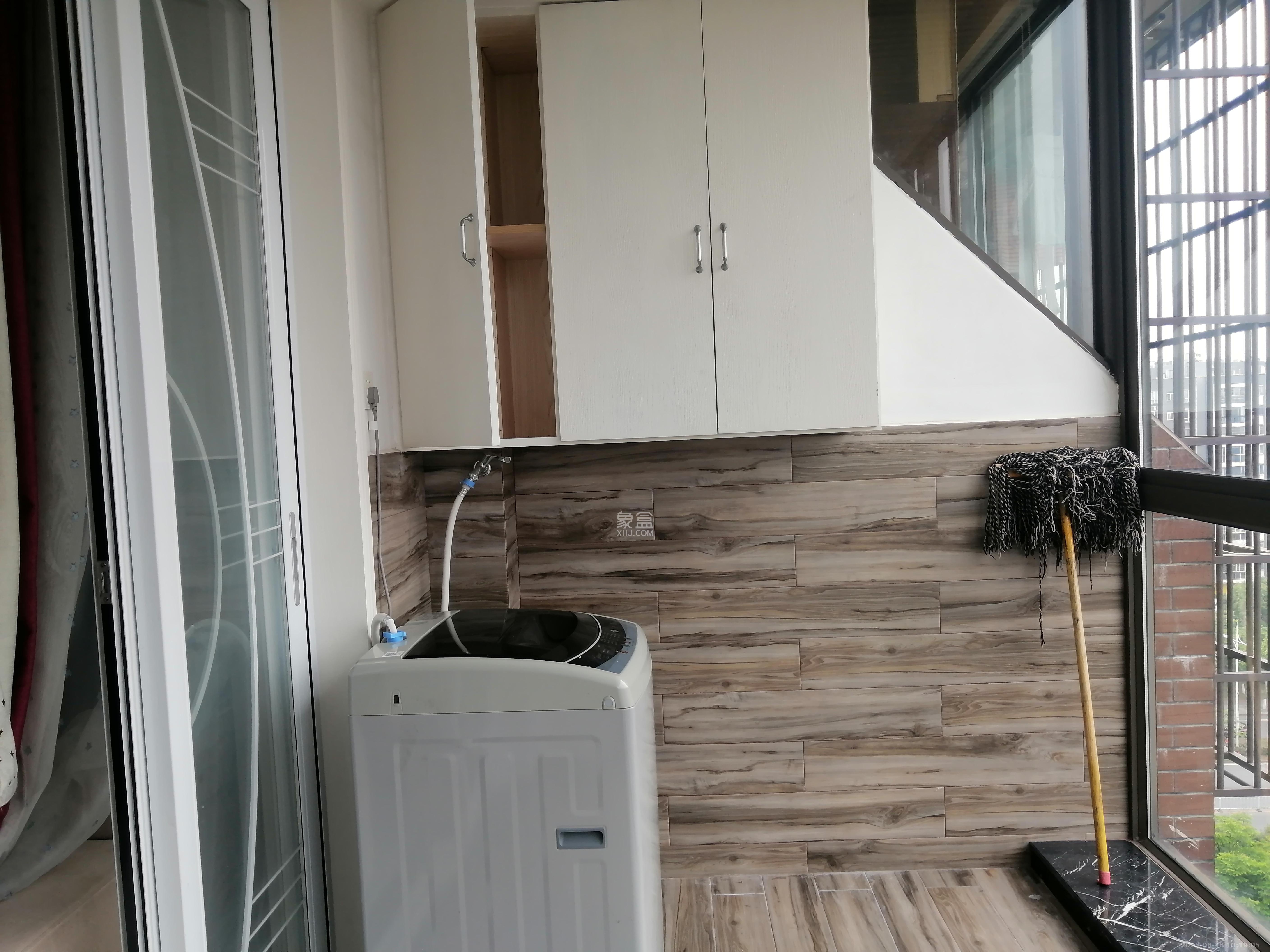 绿地公馆(绿地名邸) 2室2厅2卫 2300.0元/月 绿地公馆(绿地名邸) 2室2厅2卫 2300.0元/月室内图