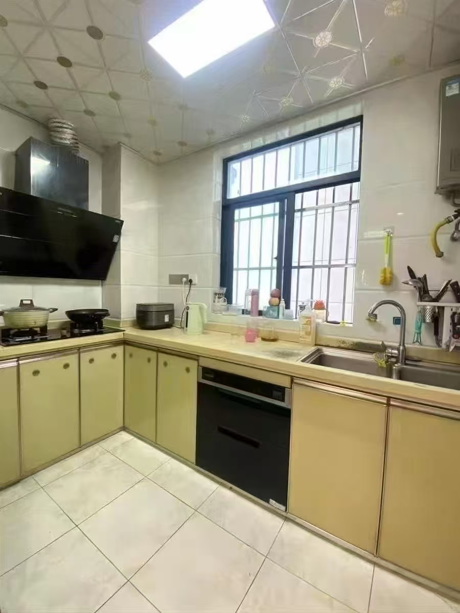 环岛家园  2室2厅1卫    135.0万 环岛家园  2室2厅1卫    135.0万室内图