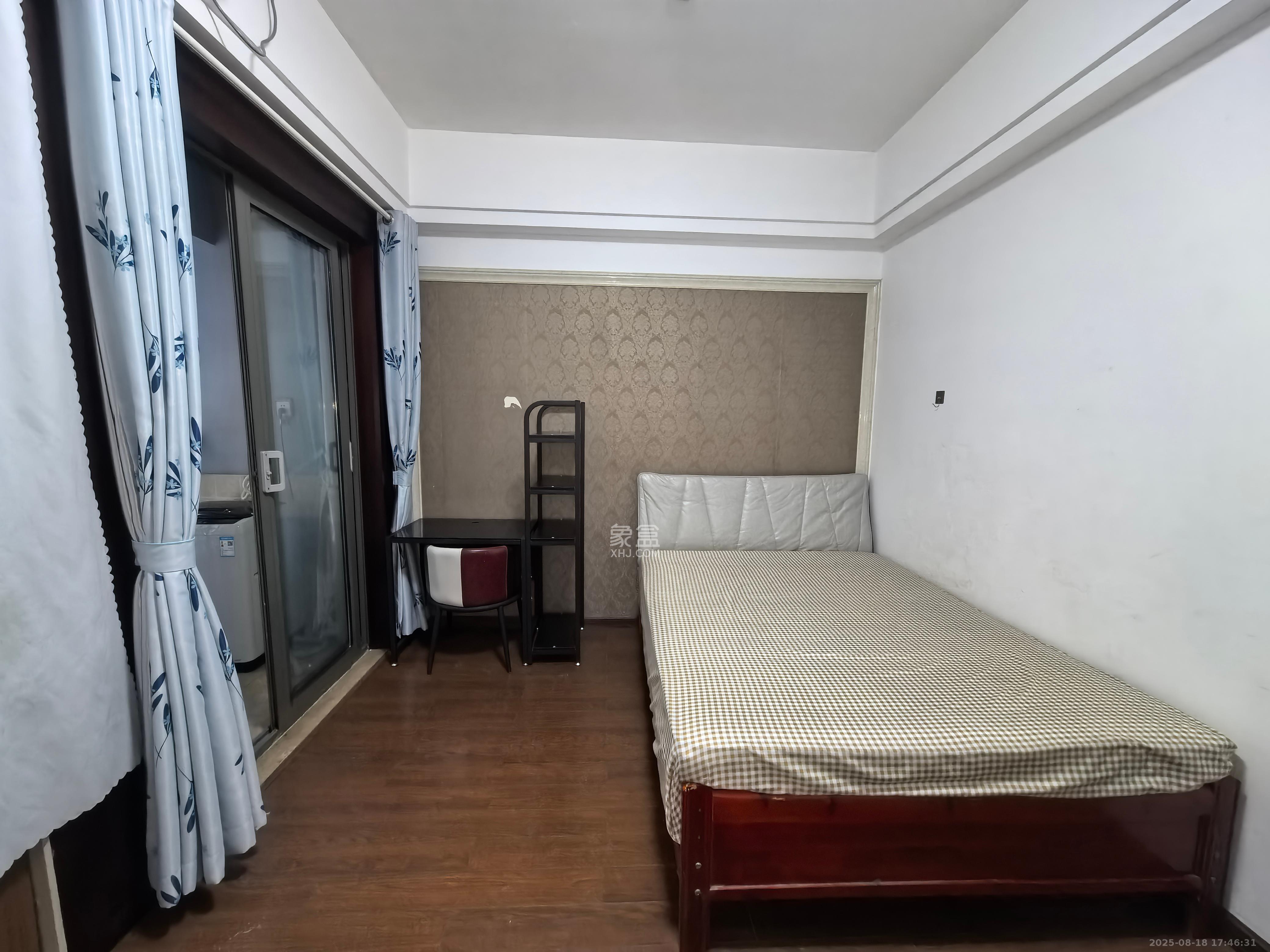 环宇天地、中海地产(中信城市广场二期) 1室1厅1卫 1100.0元/月 环宇天地、中海地产(中信城市广场二期) 1室1厅1卫 1100.0元/月室内图