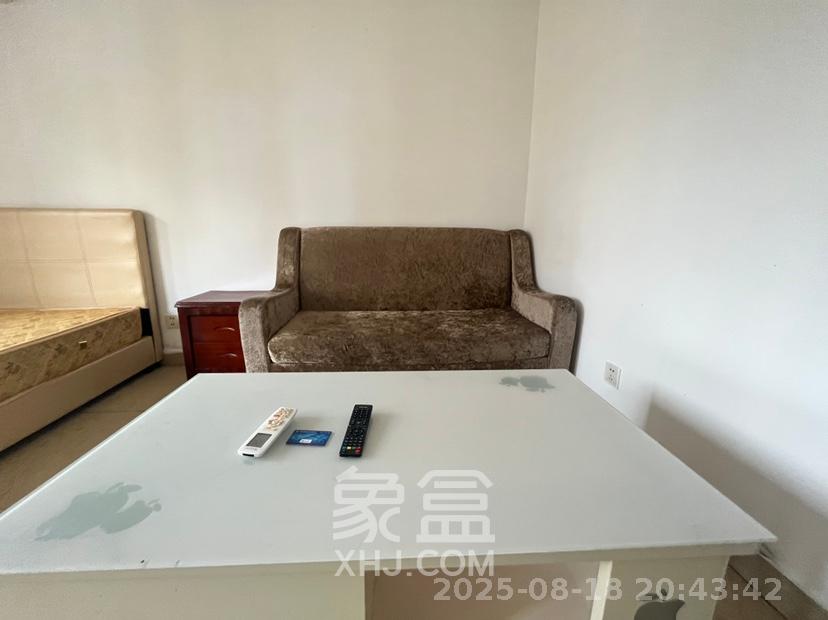 钰龙天下二期（钰龙佳园）  1室1厅1卫   1500.00元/月室内图