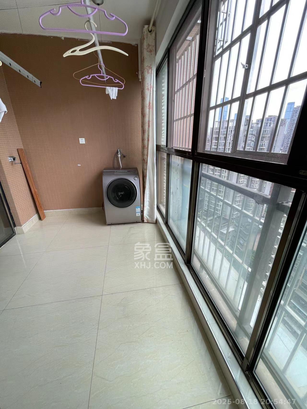 君悦紫园 2室2厅1卫 2600.0元/月 君悦紫园 2室2厅1卫 2600.0元/月室内图