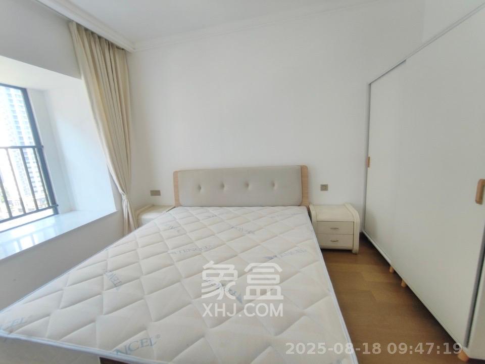 阳光城尚东湾青柠园  3室2厅2卫    2800.0元/月 阳光城尚东湾青柠园  3室2厅2卫    2800.0元/月室内图