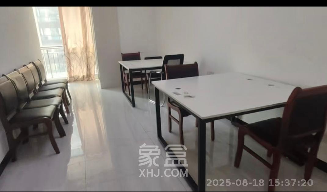 乐尚城 1室1厅1卫 1200.0元/月 乐尚城 1室1厅1卫 1200.0元/月室内图