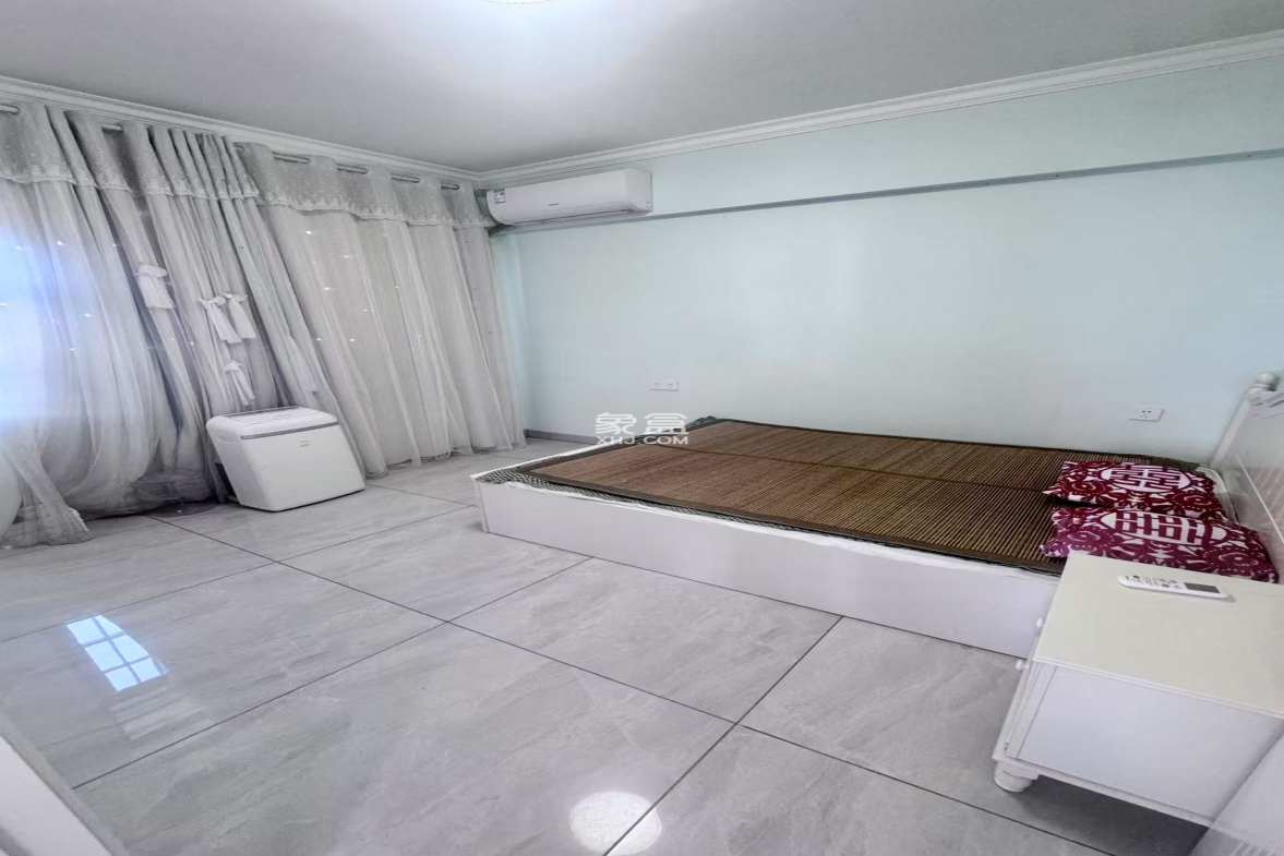 鸿信公寓 2室2厅1卫 2000.00元/月 鸿信公寓 2室2厅1卫 2000.00元/月室内图