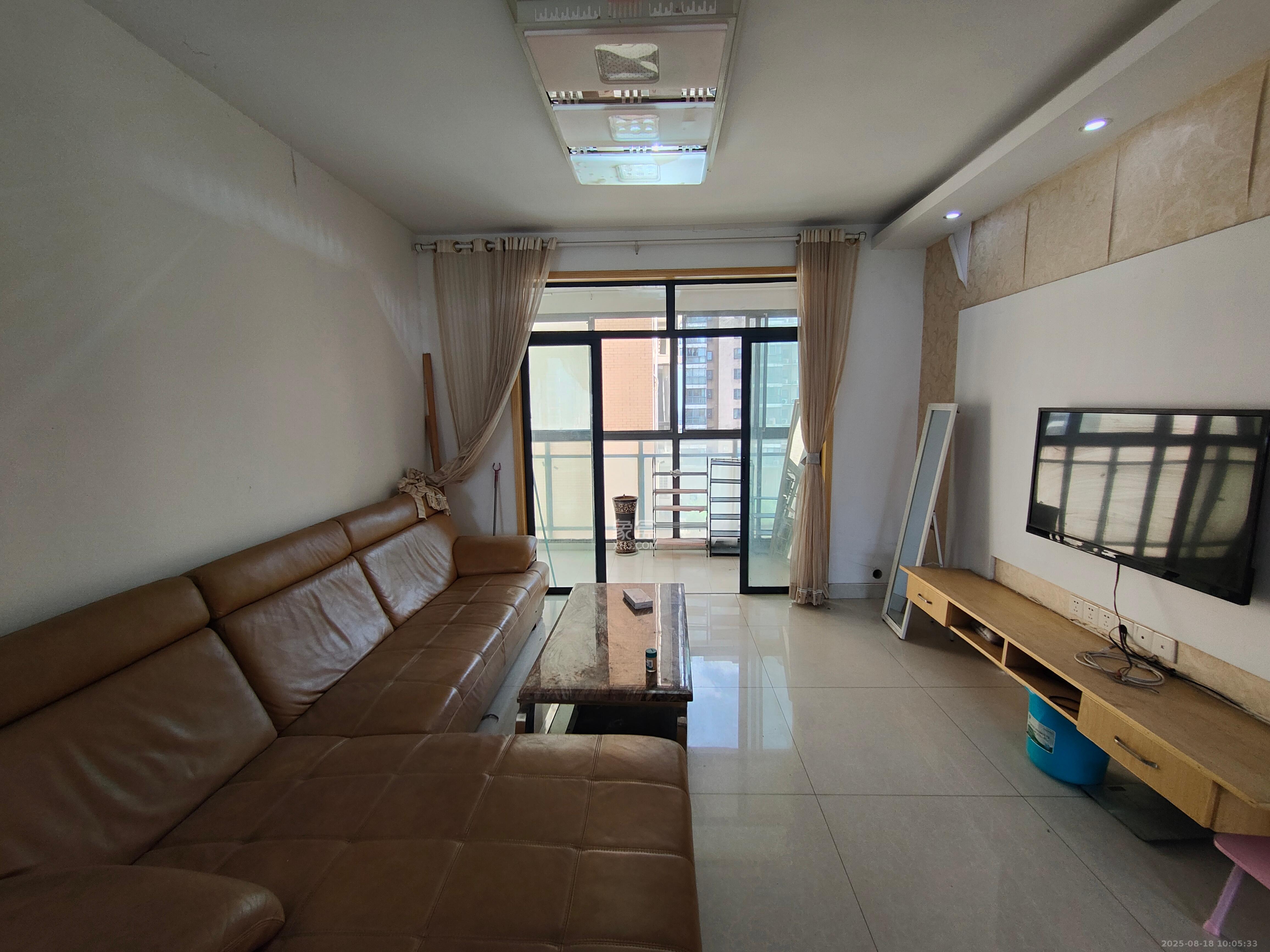 万芙锦城 3室2厅1卫 2300.0元/月 万芙锦城 3室2厅1卫 2300.0元/月室内图