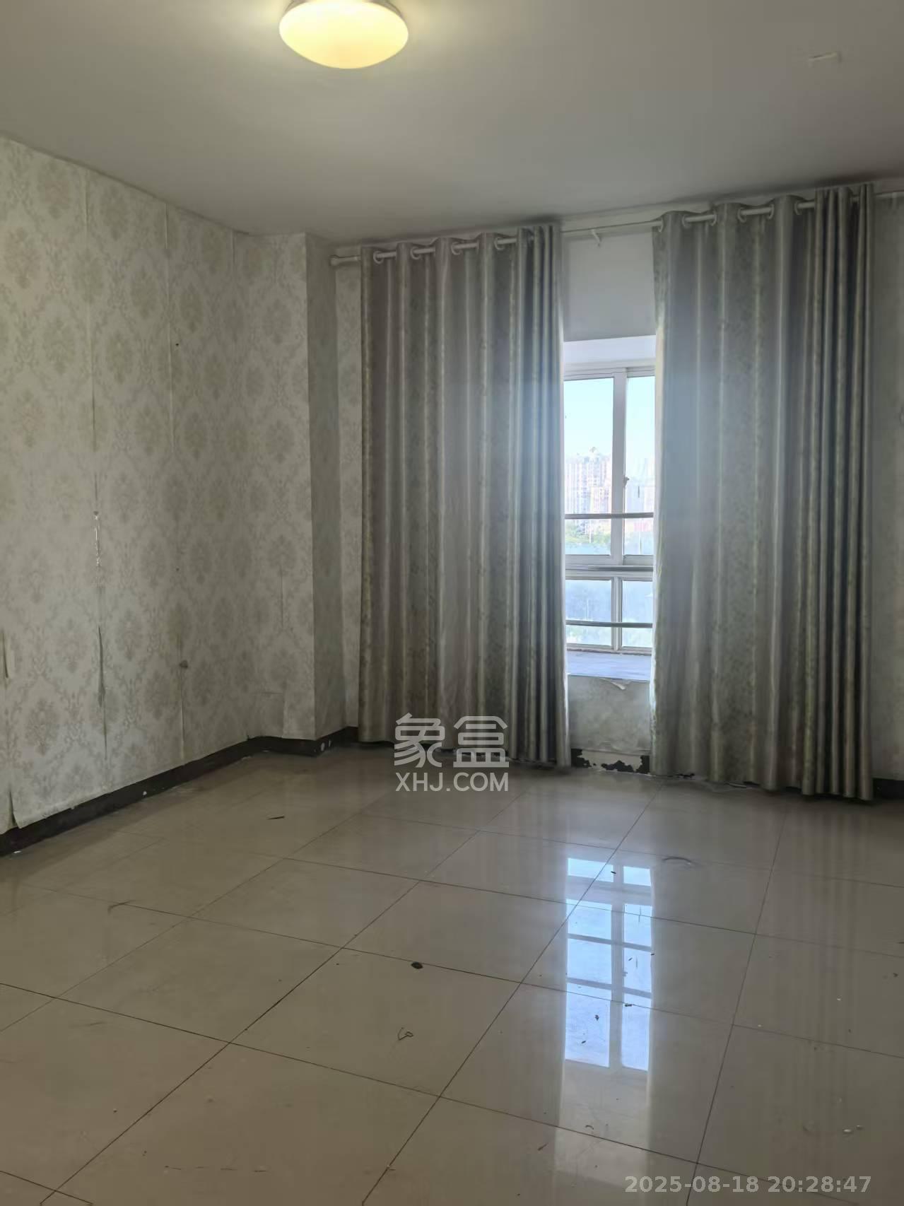 开源鑫阁 3室2厅1卫 1800.0元/月 开源鑫阁 3室2厅1卫 1800.0元/月室内图