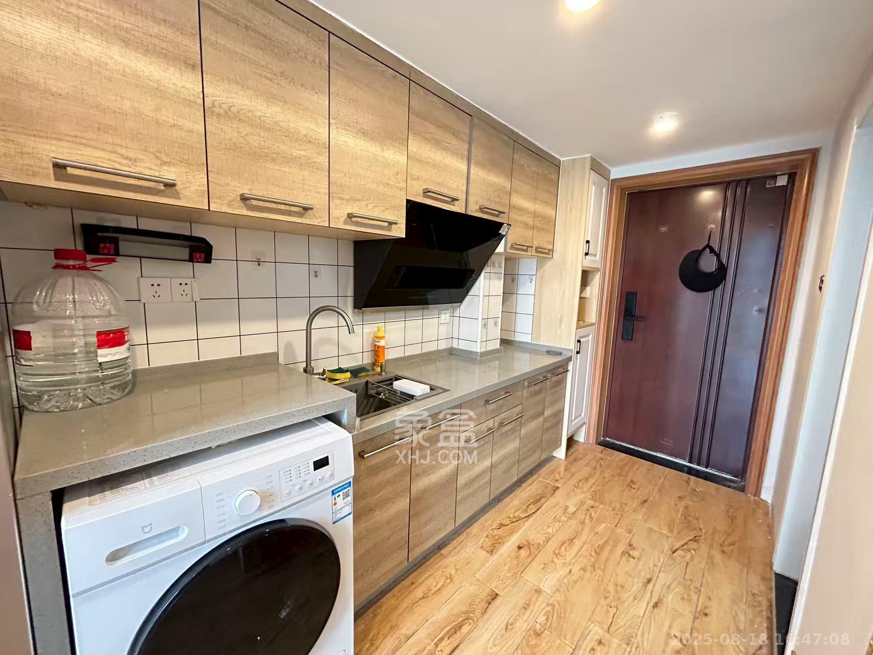 达美美立方  1室1厅1卫    2100.0元/月 达美美立方  1室1厅1卫    2100.0元/月室内图