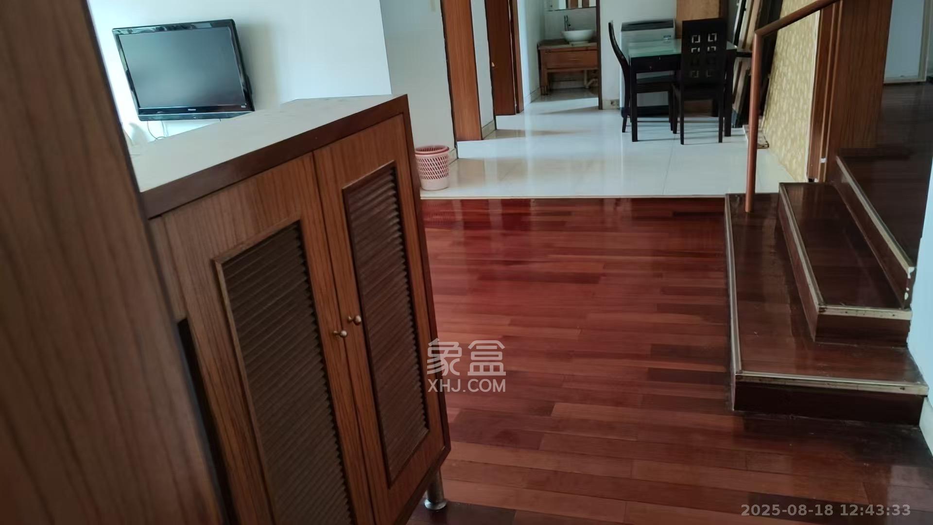 滨江美寓(滨江丽园)  4室2厅2卫    3000.0元/月 滨江美寓(滨江丽园)  4室2厅2卫    3000.0元/月室内图