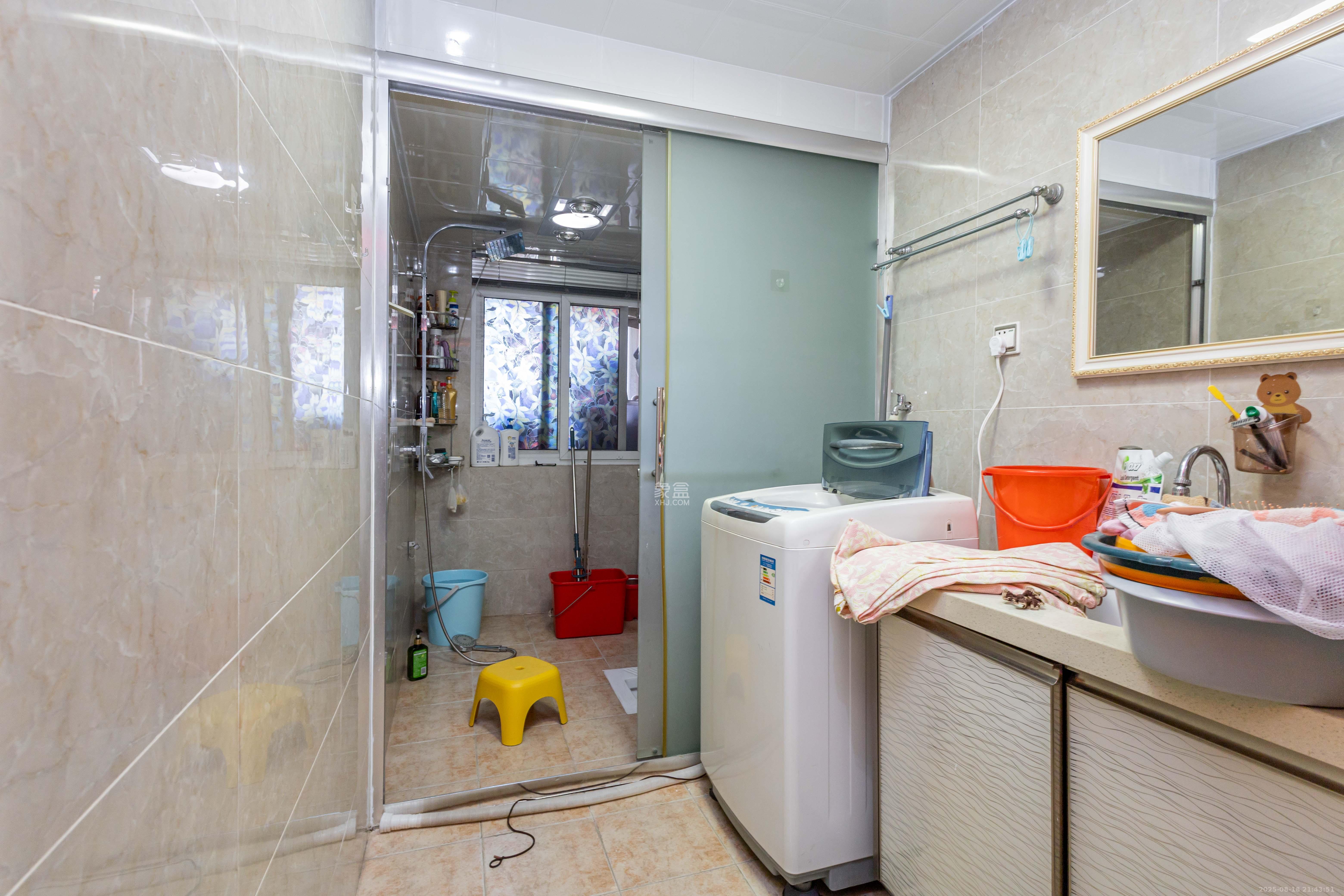 嘉盛和园  4室2厅2卫    142.0万 嘉盛和园  4室2厅2卫    142.0万卫生间