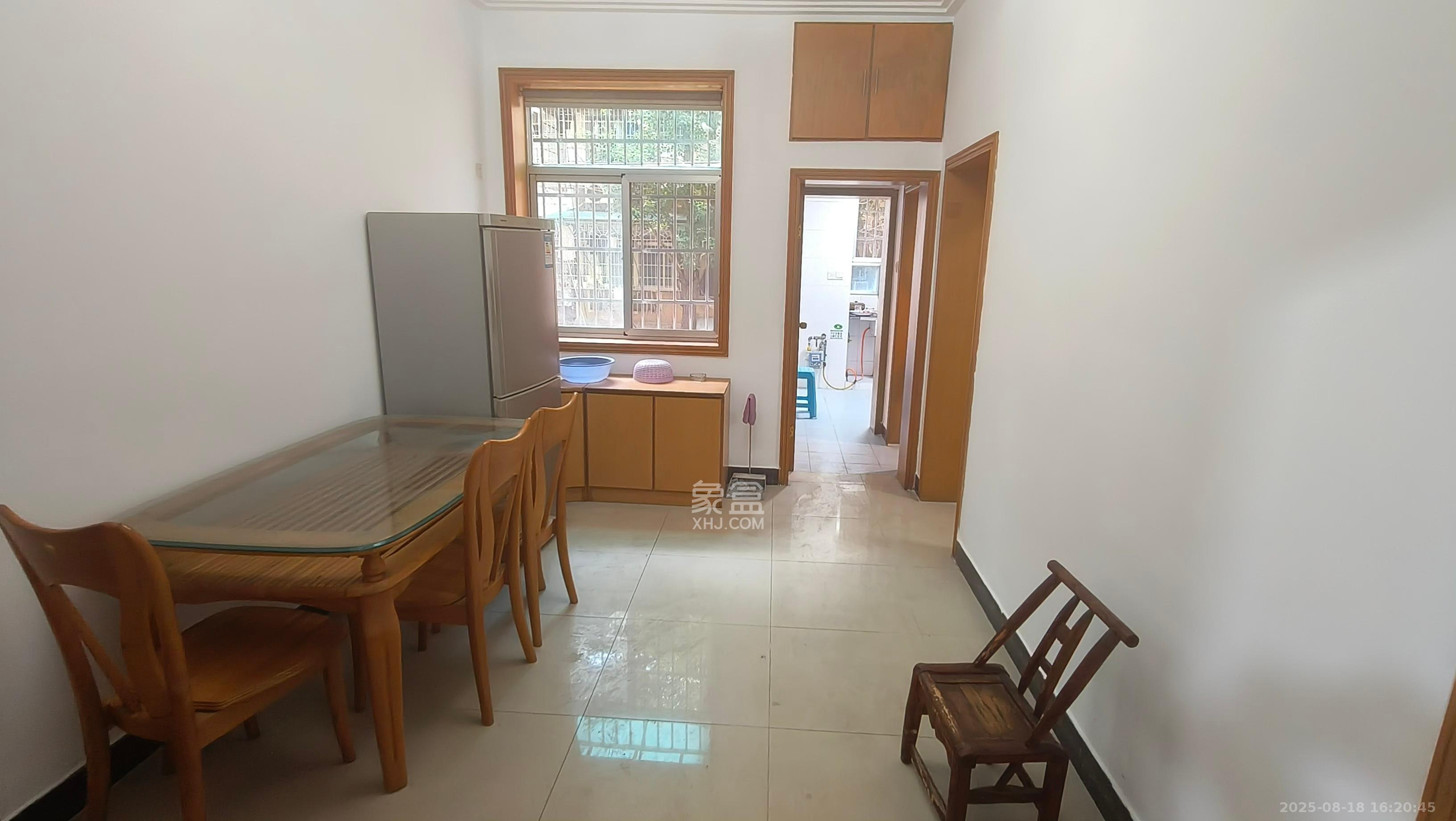 省质检局宿舍  2室2厅1卫    1600.0元/月室内图